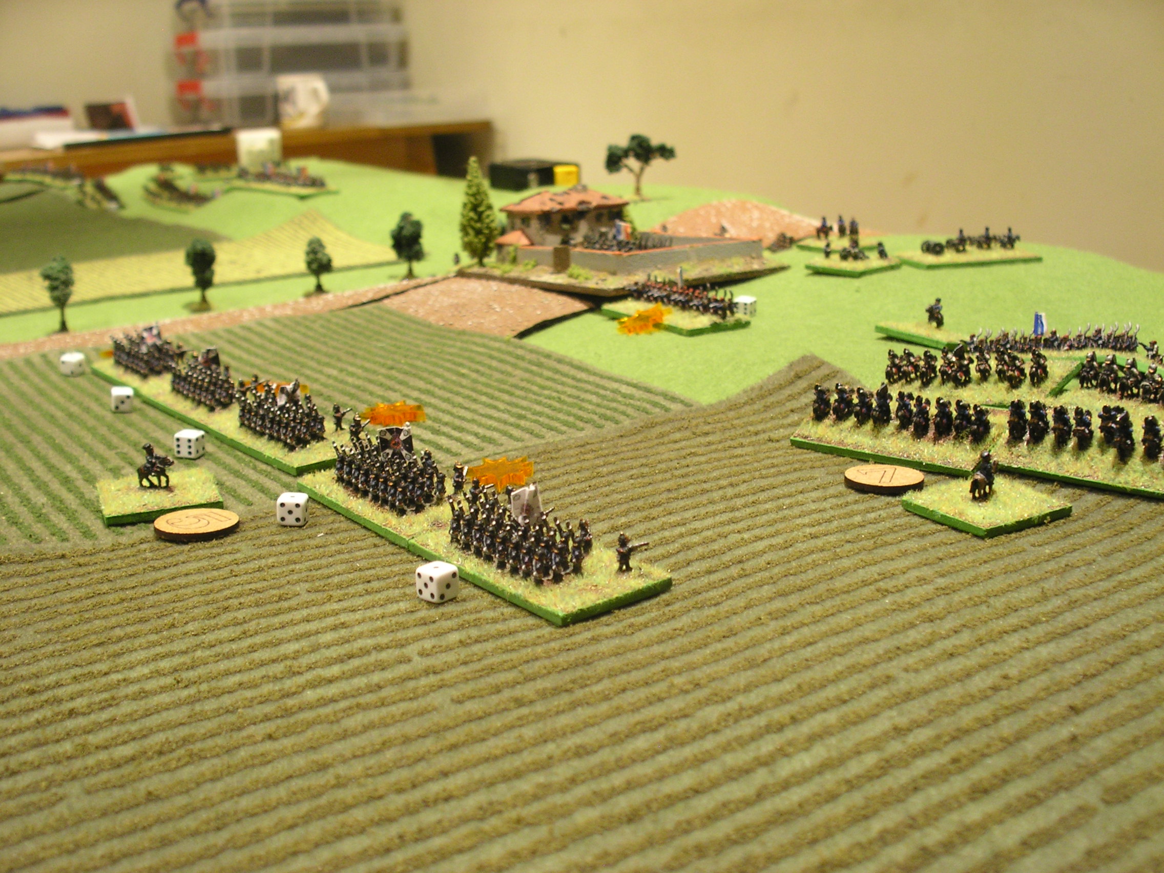 keeping the centre of the french line occupied (note the corps cavalry charging in on the right)