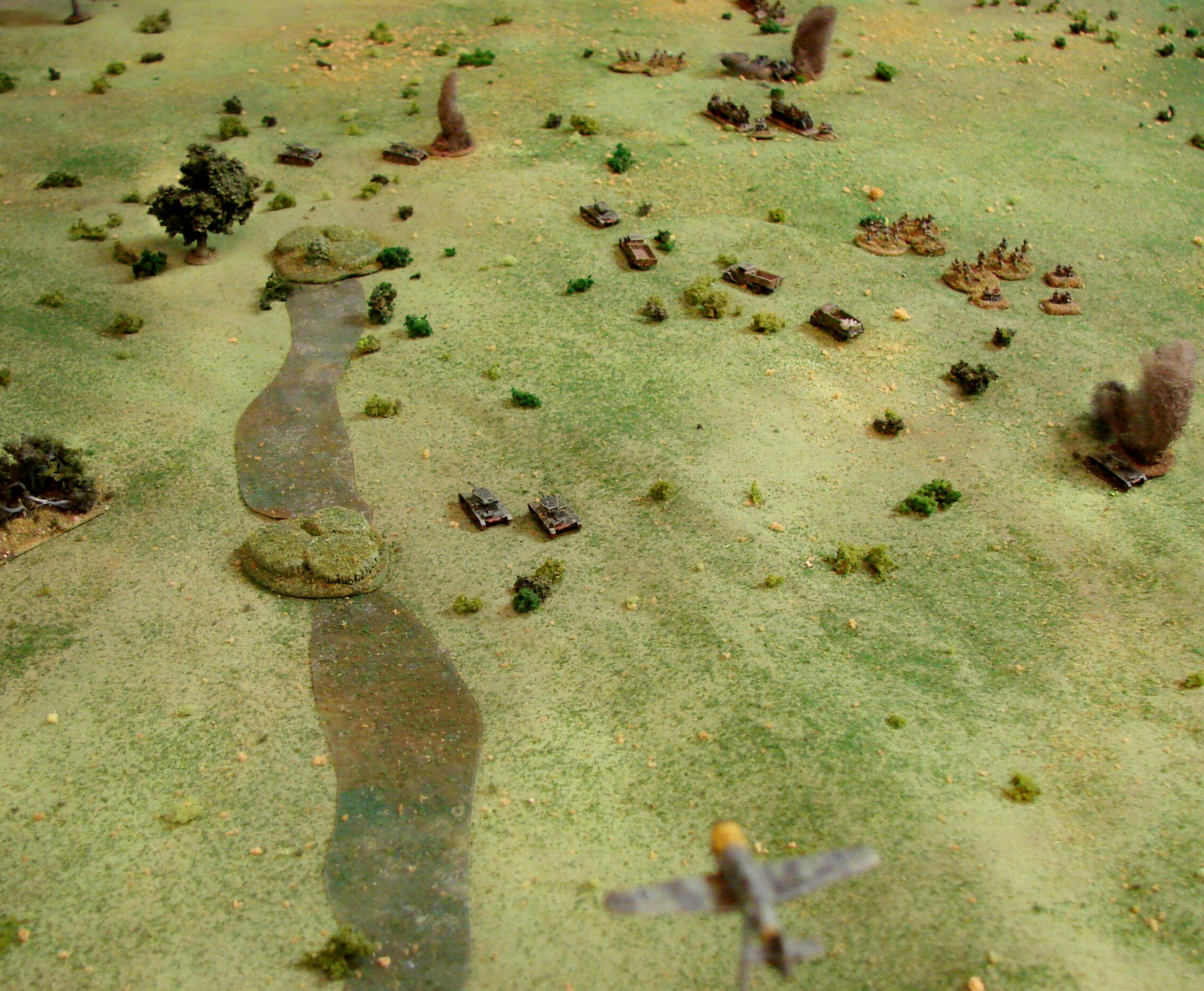 Coming in for another run Bf109E lining up on some T26s. Their presence really helped the defenders and slowed down the Russians.