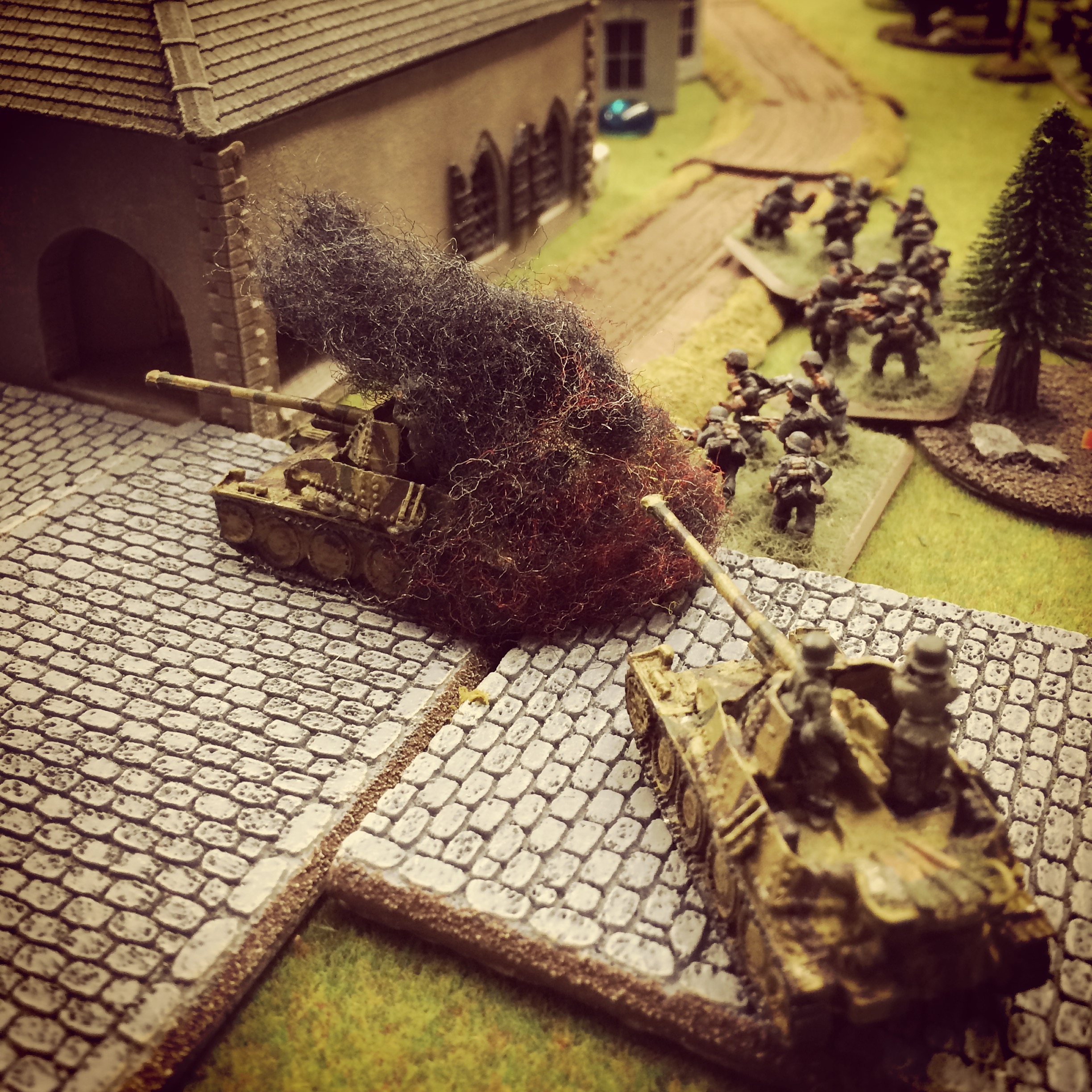 A British PIAT takes out a German gun
