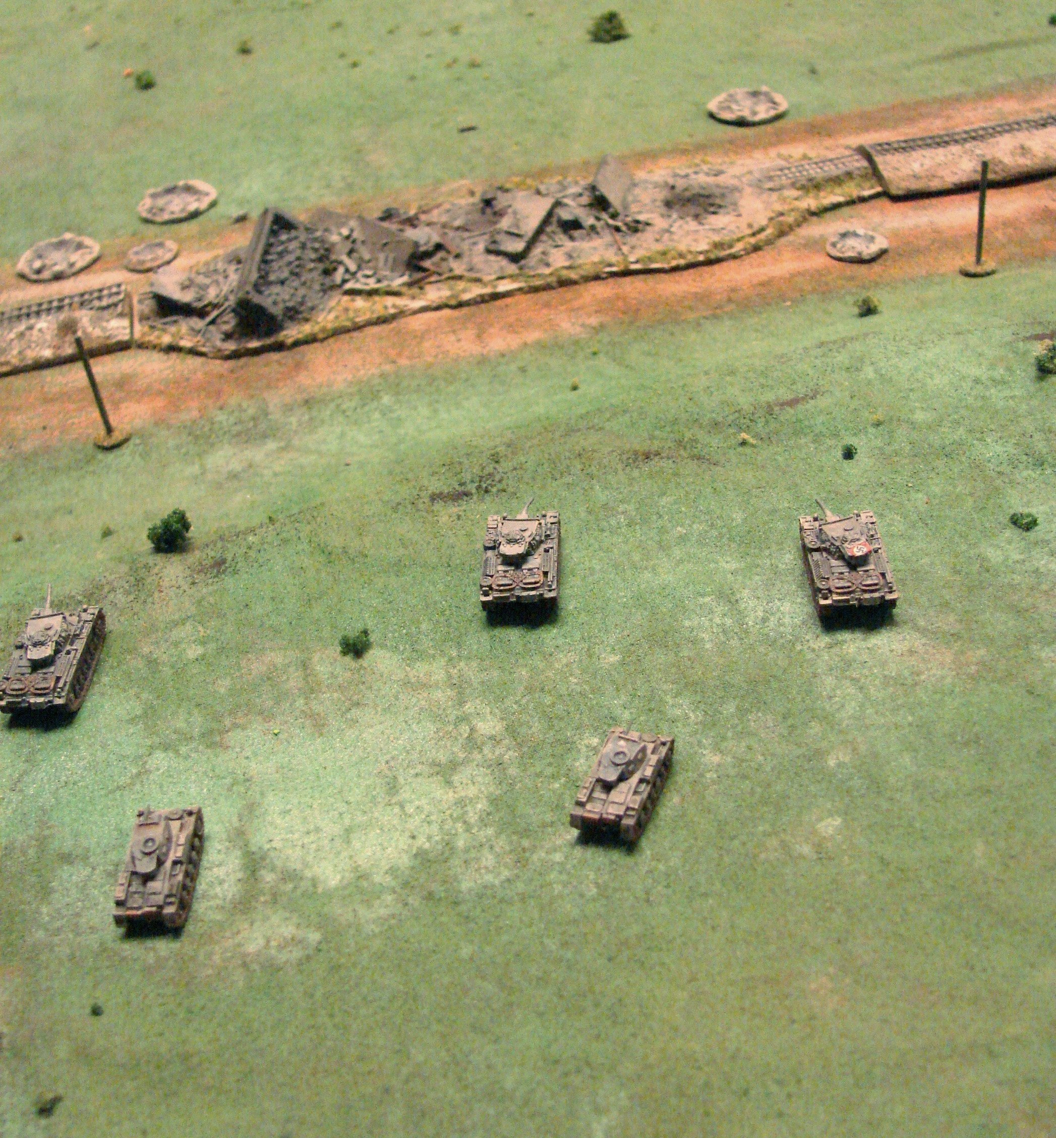 Another gratuitous pic of the wreck Pz IIIs are GHQ the PzIIs are CinC.
