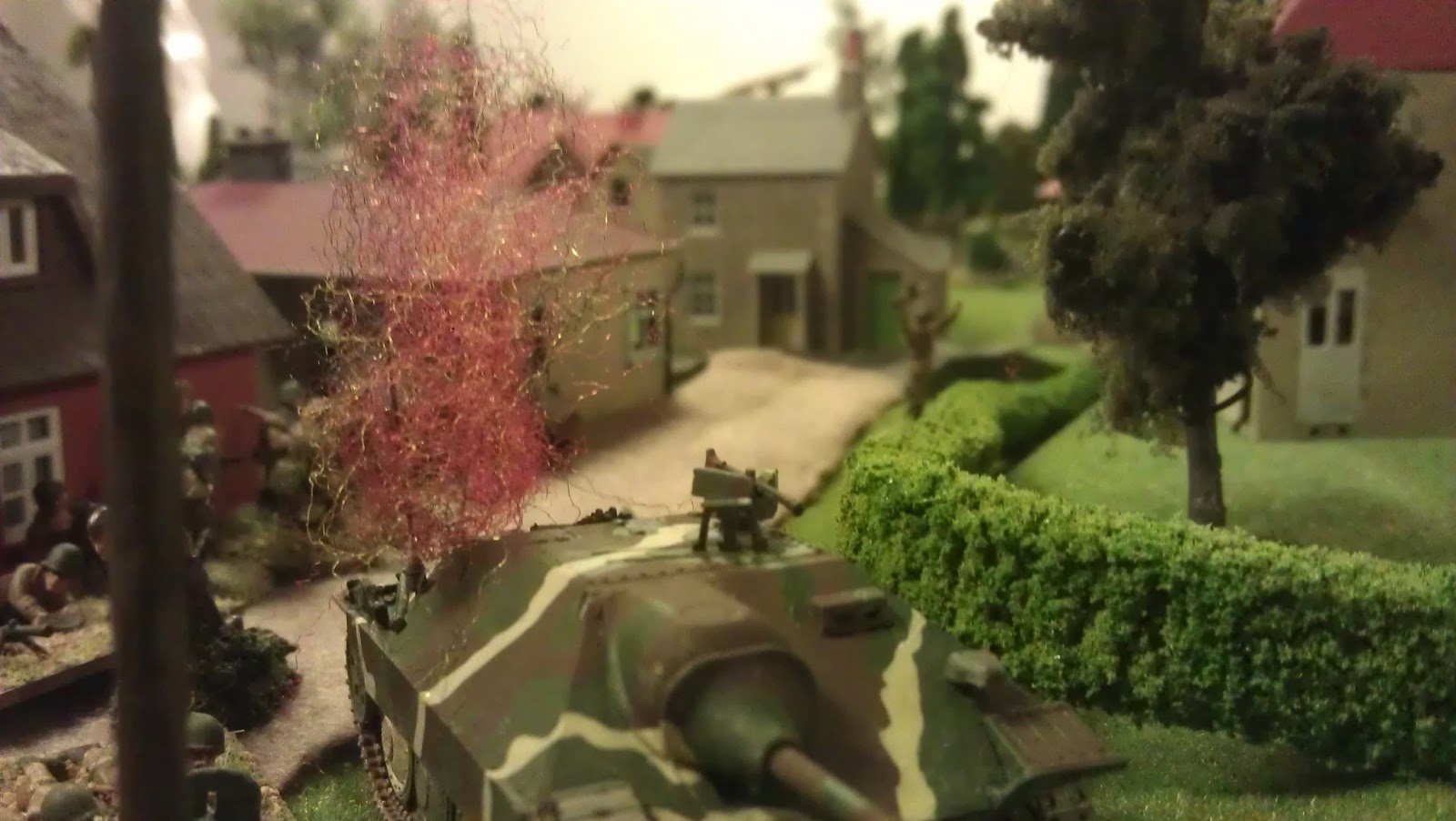 Bad rolls (and more than a bit stupidity on my part) killed a Hetzer in an infantry assault.