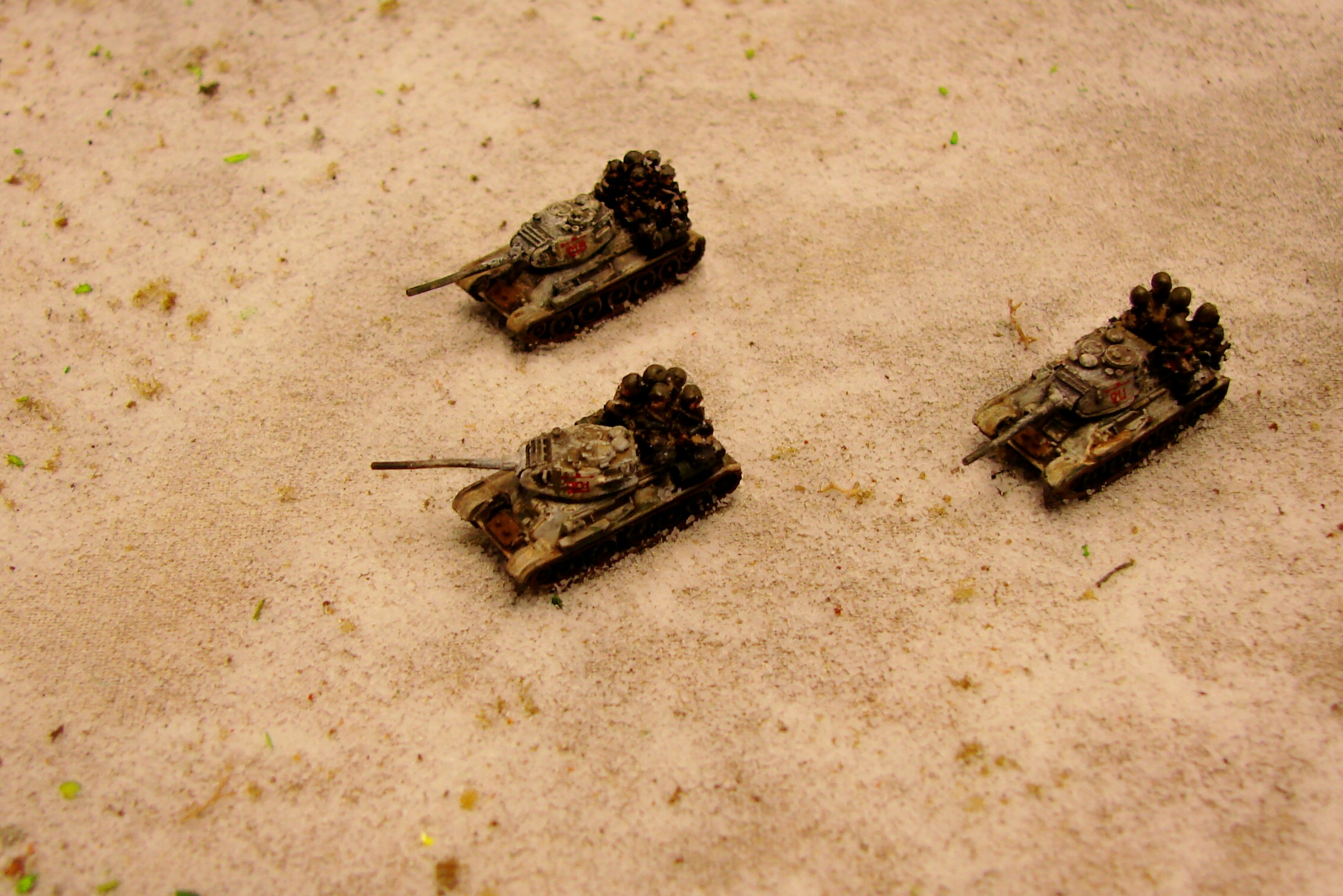 T34/85s and tank riders The first of the 152nd Tank Brigade arrives with its submachine gun tank riders (GHQ tanks and Adler tank riders).