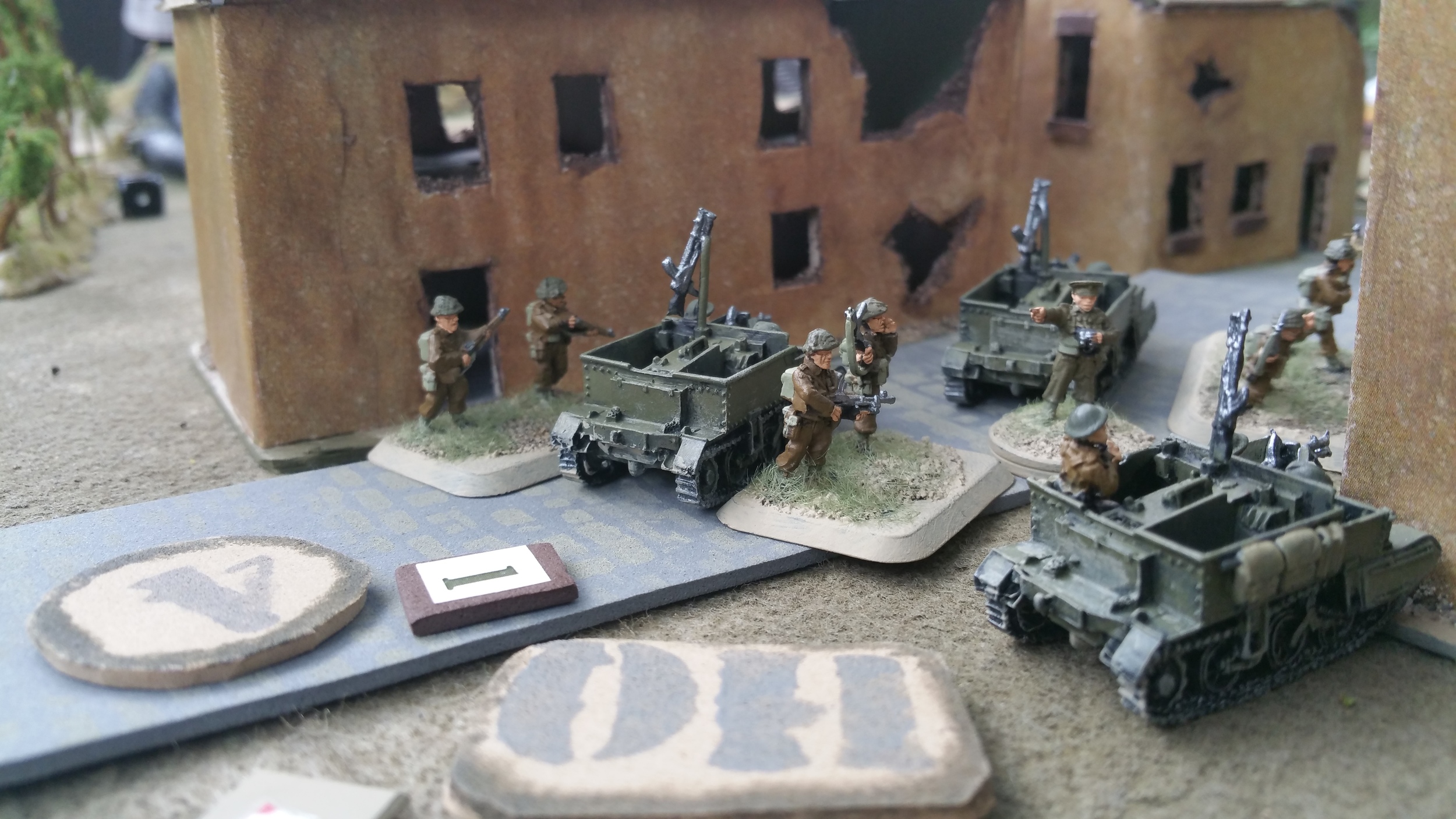 Carrier section blitzes fascist HQ