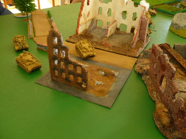 As the Germans hook around on the left, the Soviets begin to think that the battle is lost