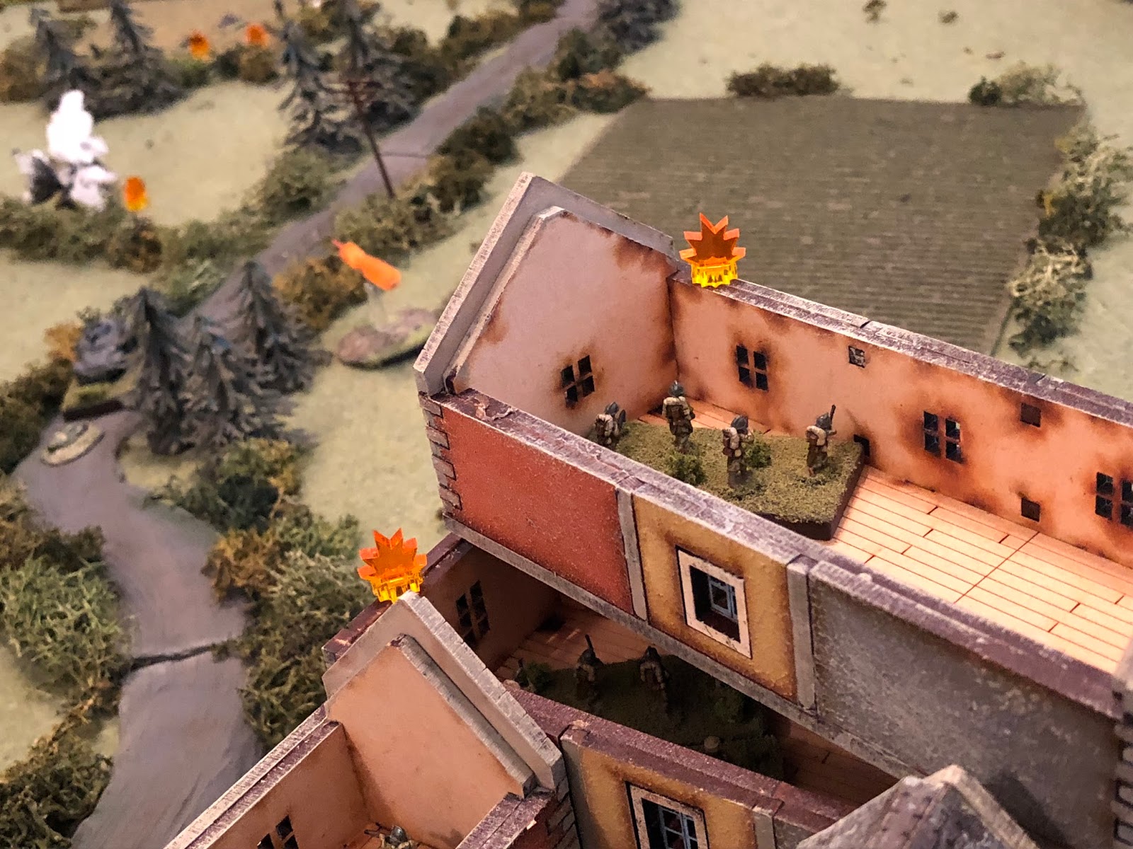  The French 2nd Platoon (right centre) continues to fire on the German 4th Platoon (top left), but they're already so beat up I'm not sure how you'd tell if the fire is effective or not... 