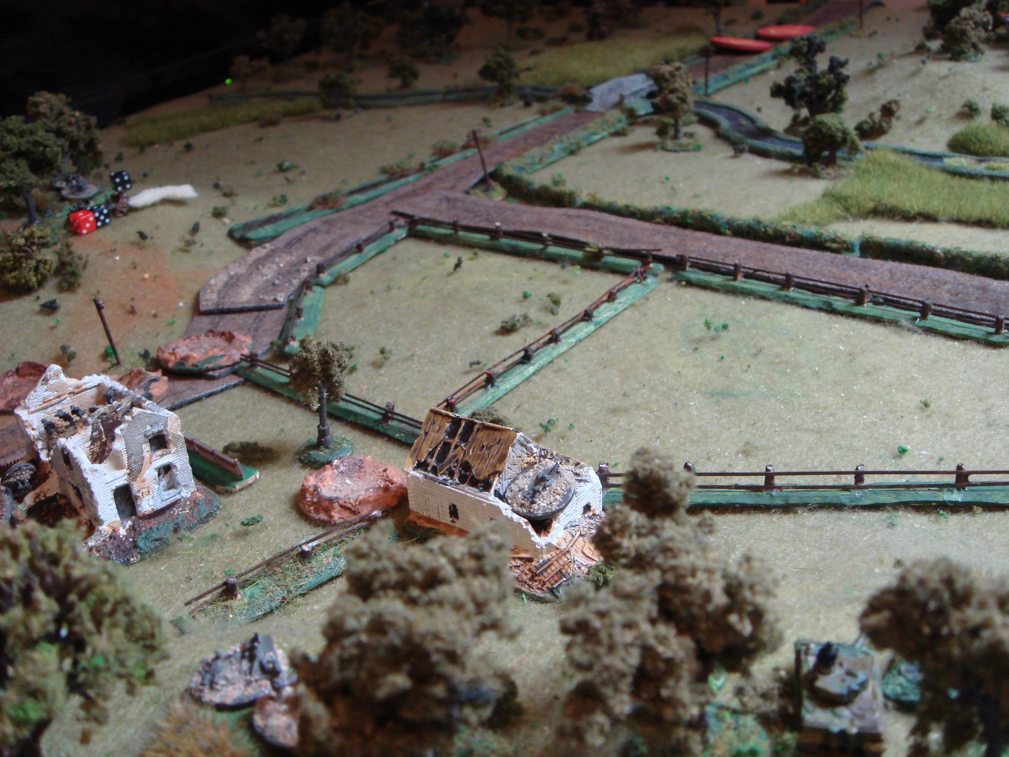  View from the South Western hill, with the Tiger and MMGs covering from the hills.  The Soviet lead platoon advances down the road with tank support under Blinds. 