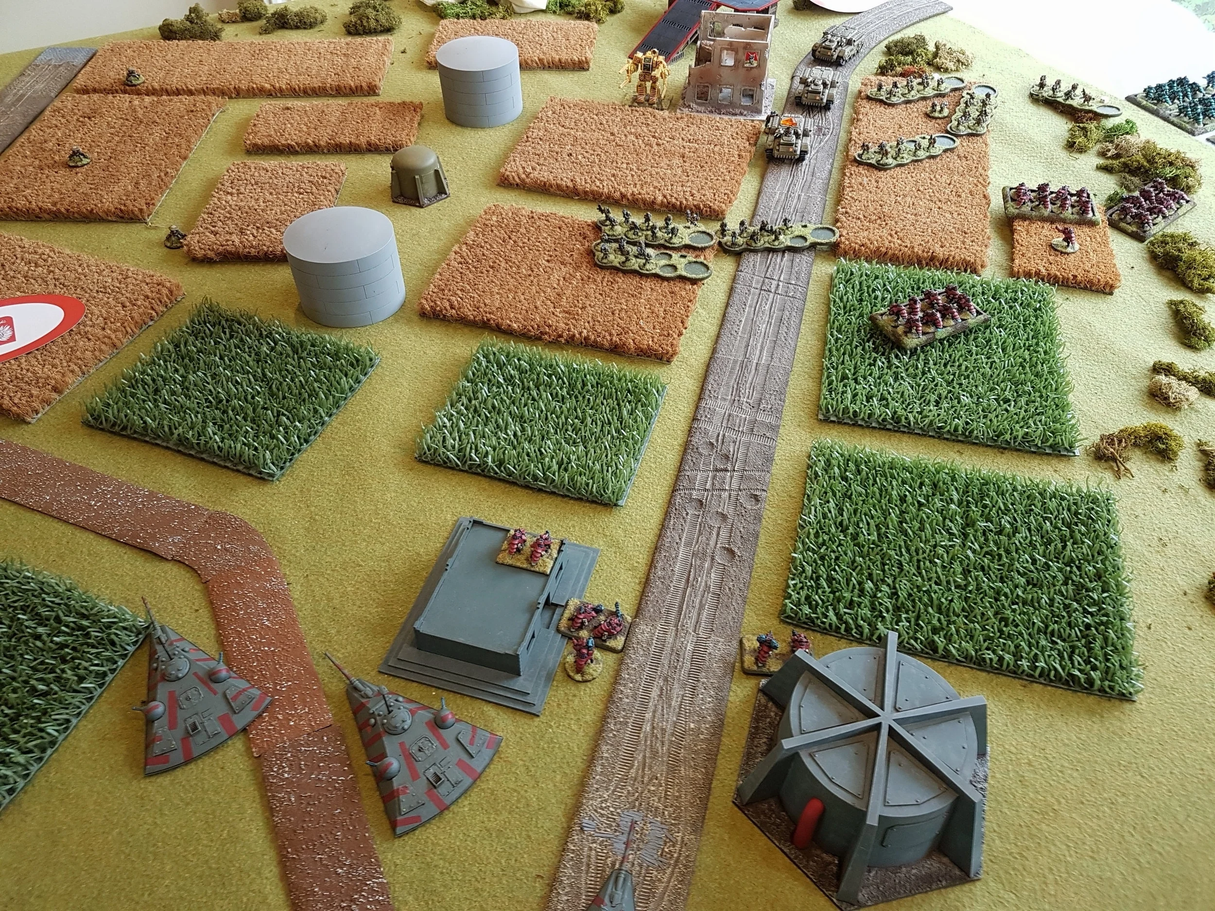 Ignore the Tah-Sig wearing green armour top right: they aren’t on the table yet.