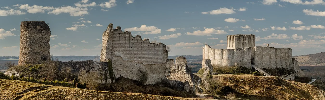 1350px-Chateau_Gaillard.jpg