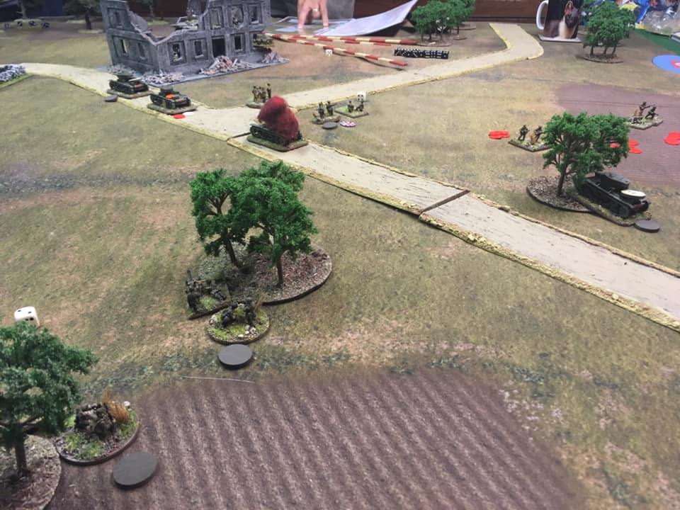 Right flank assault fails with infantry platoon falling back in retreat leaving the Commissar stunned.