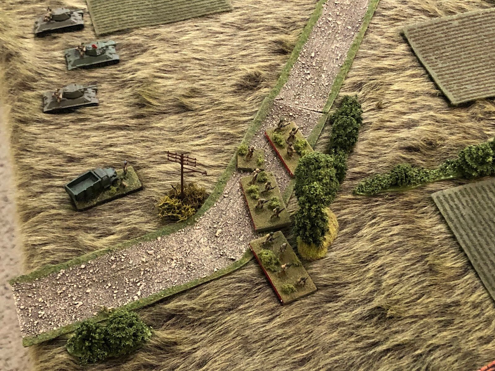  The Soviet CO is riding the line (far left) between his tanks and infantry. 