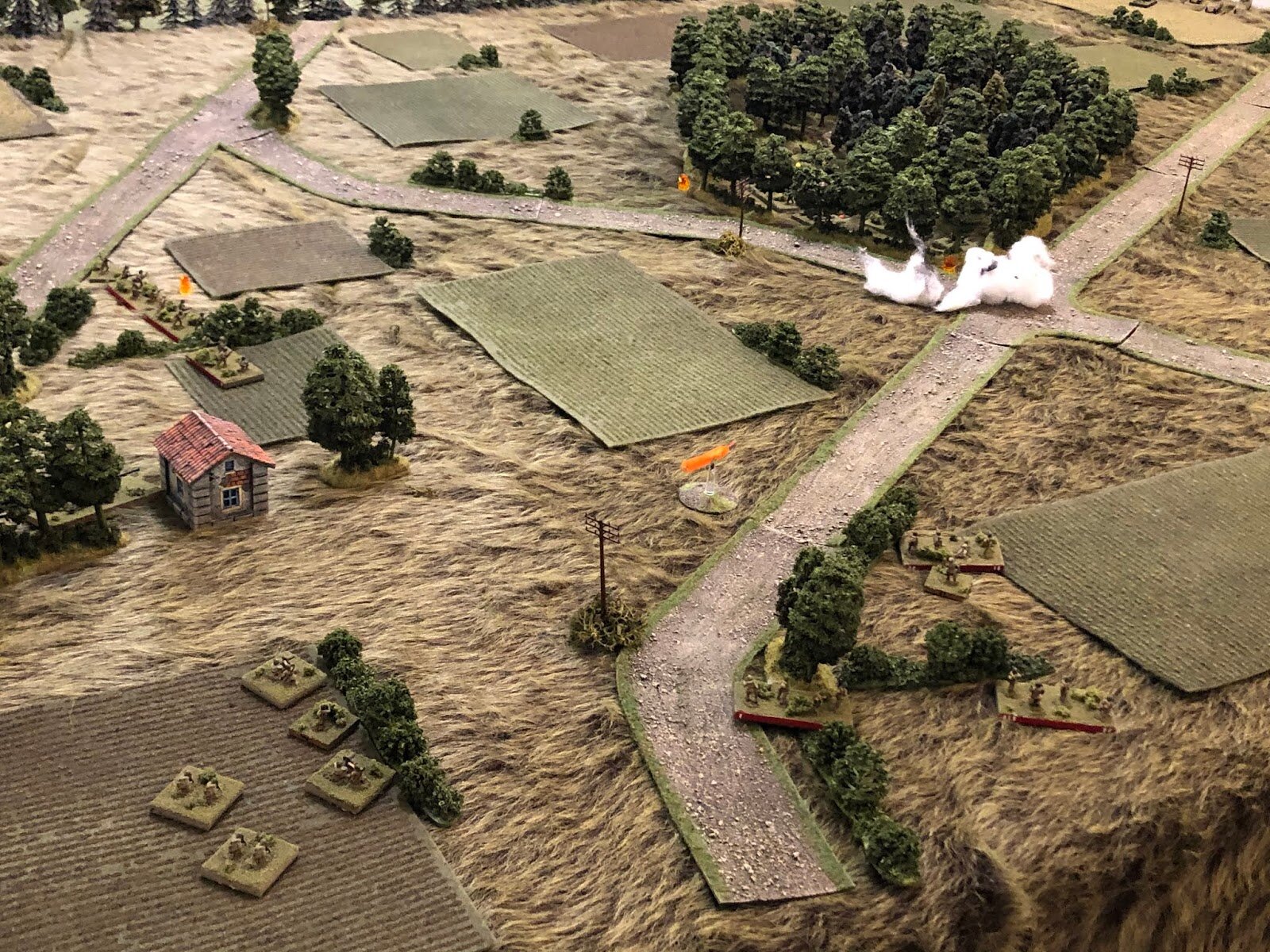  The Soviet 50mm mortars (bottom left) commence firing, laying smoke (far right) to mask the advance of their 2nd Platoon (bottom right, with 2st Platoon at far left).  