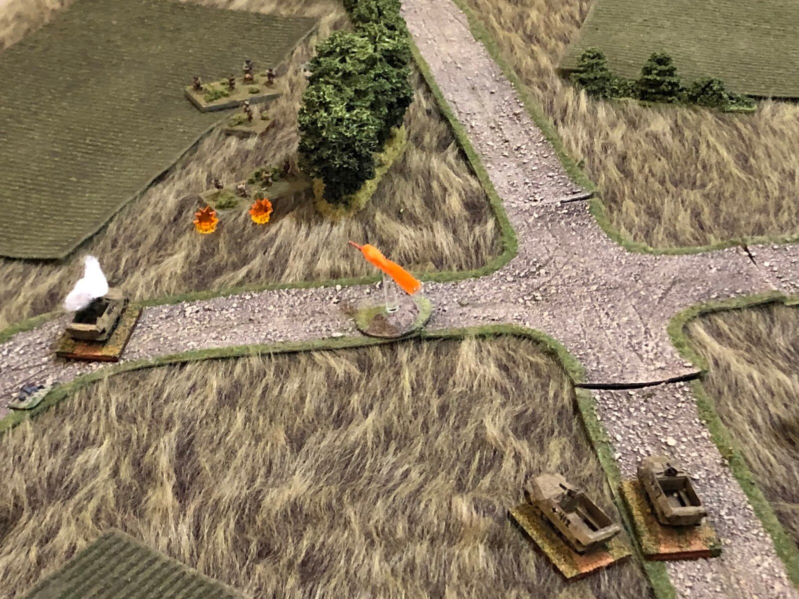  And they (bottom right) begin laying fire into the Soviet 2nd Rifle Platoon (top left) again... 