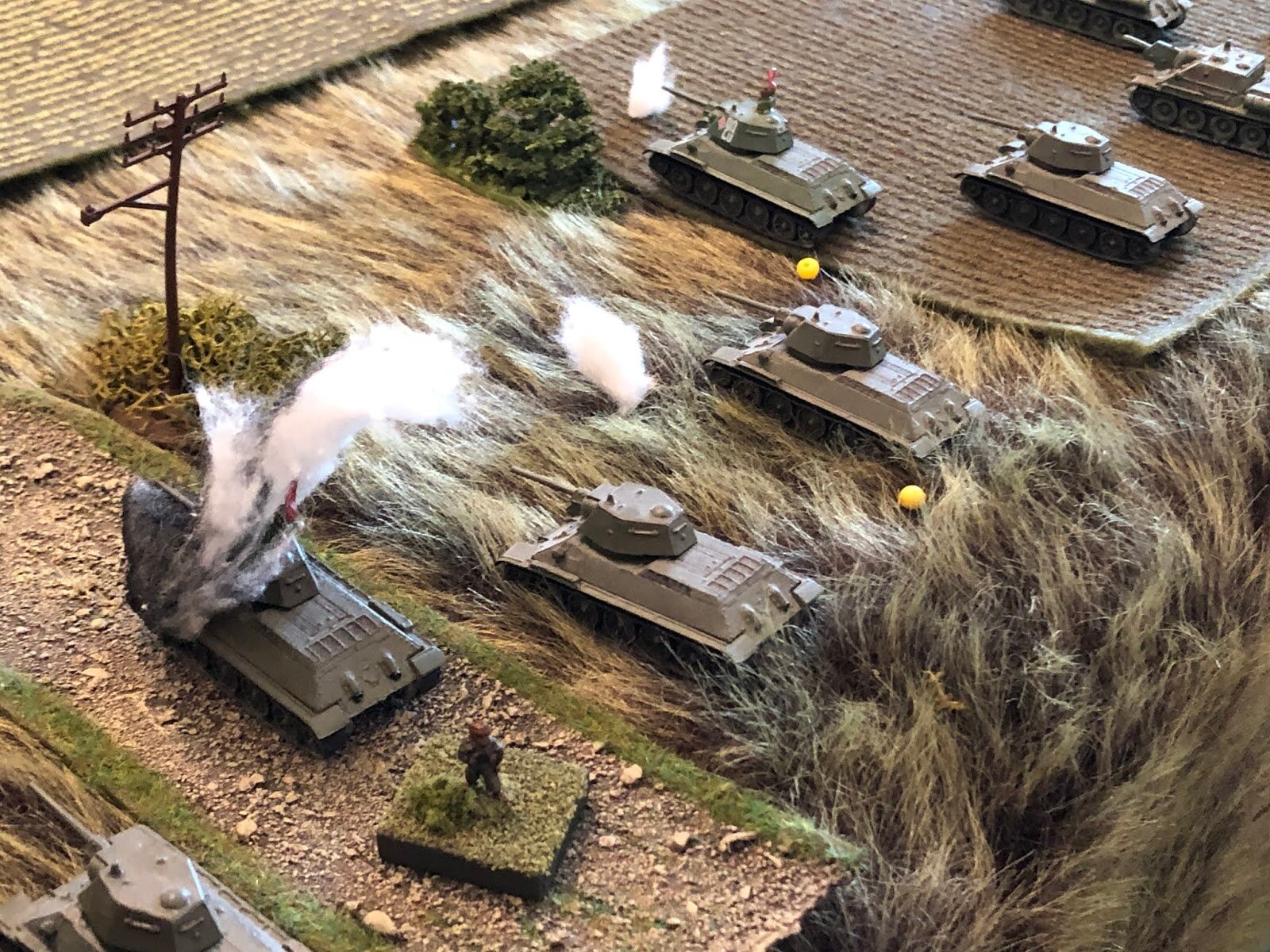  Gun #1 knocks out the Soviet 1st Platoon commander's vehicle, while the other two fail to hit, but strike close enough to pin two tanks from 2nd Platoon (yellow beads)!    