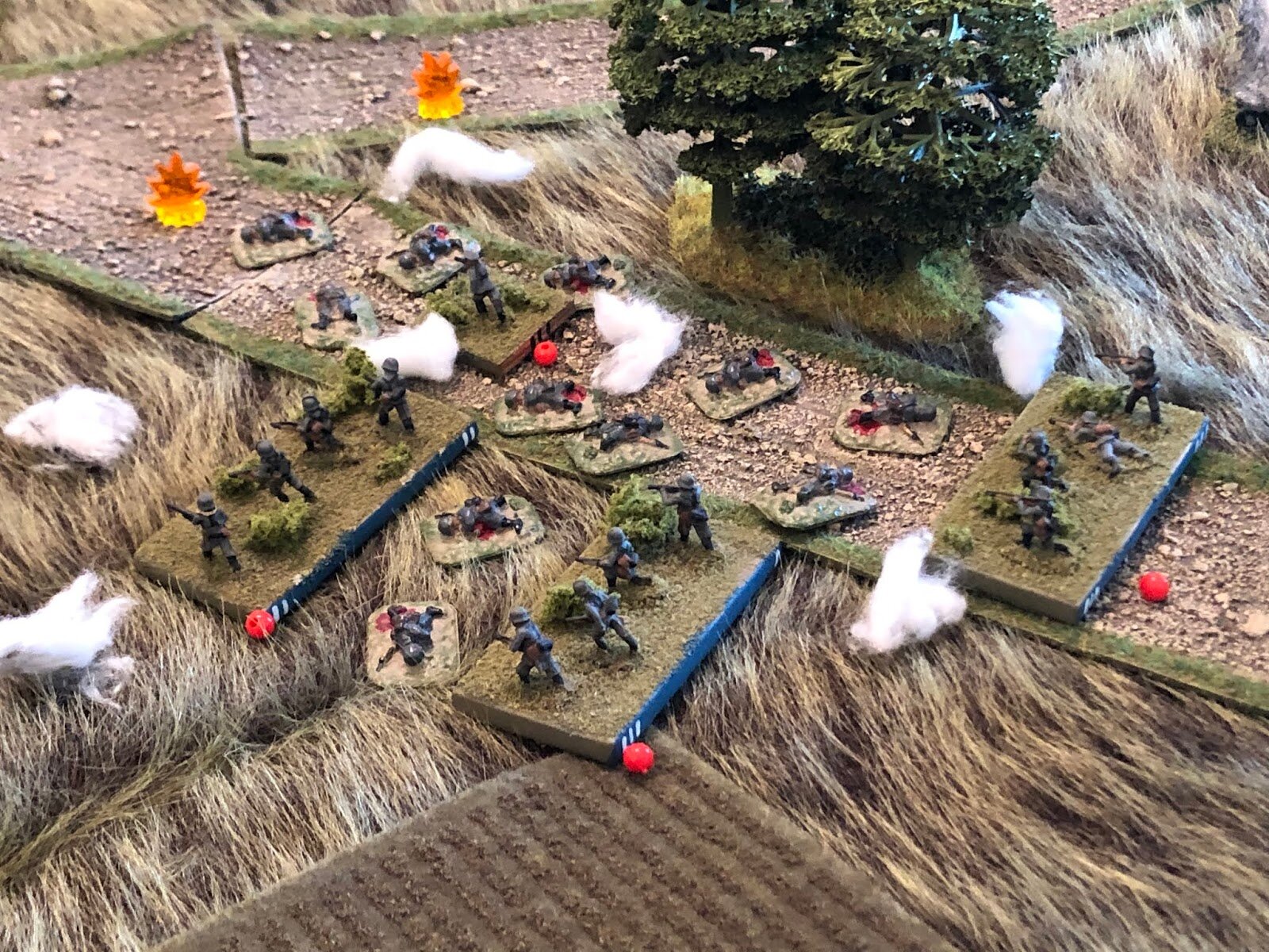 And Soviet mortars continue to thrash the German 1st Company, suppressing them again.