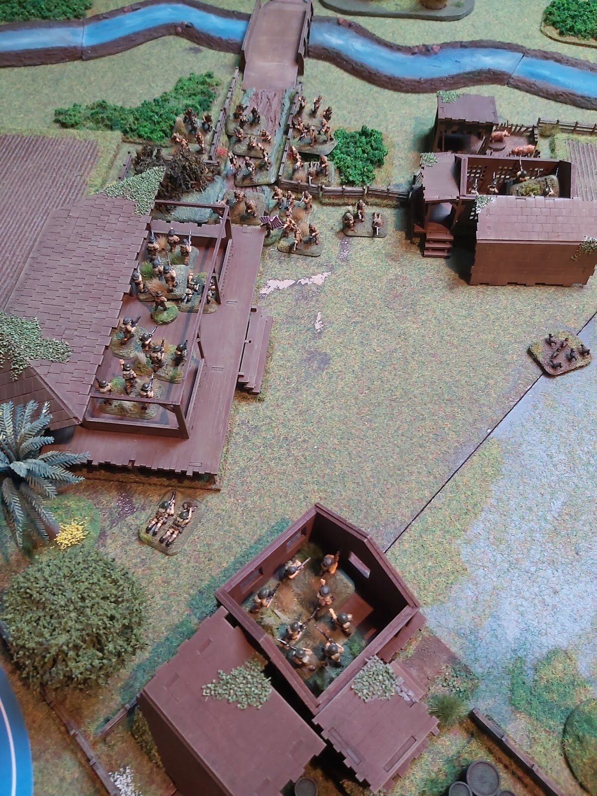 Immediately the Japanese infantry fell on the British defenders in the village buildings. 
