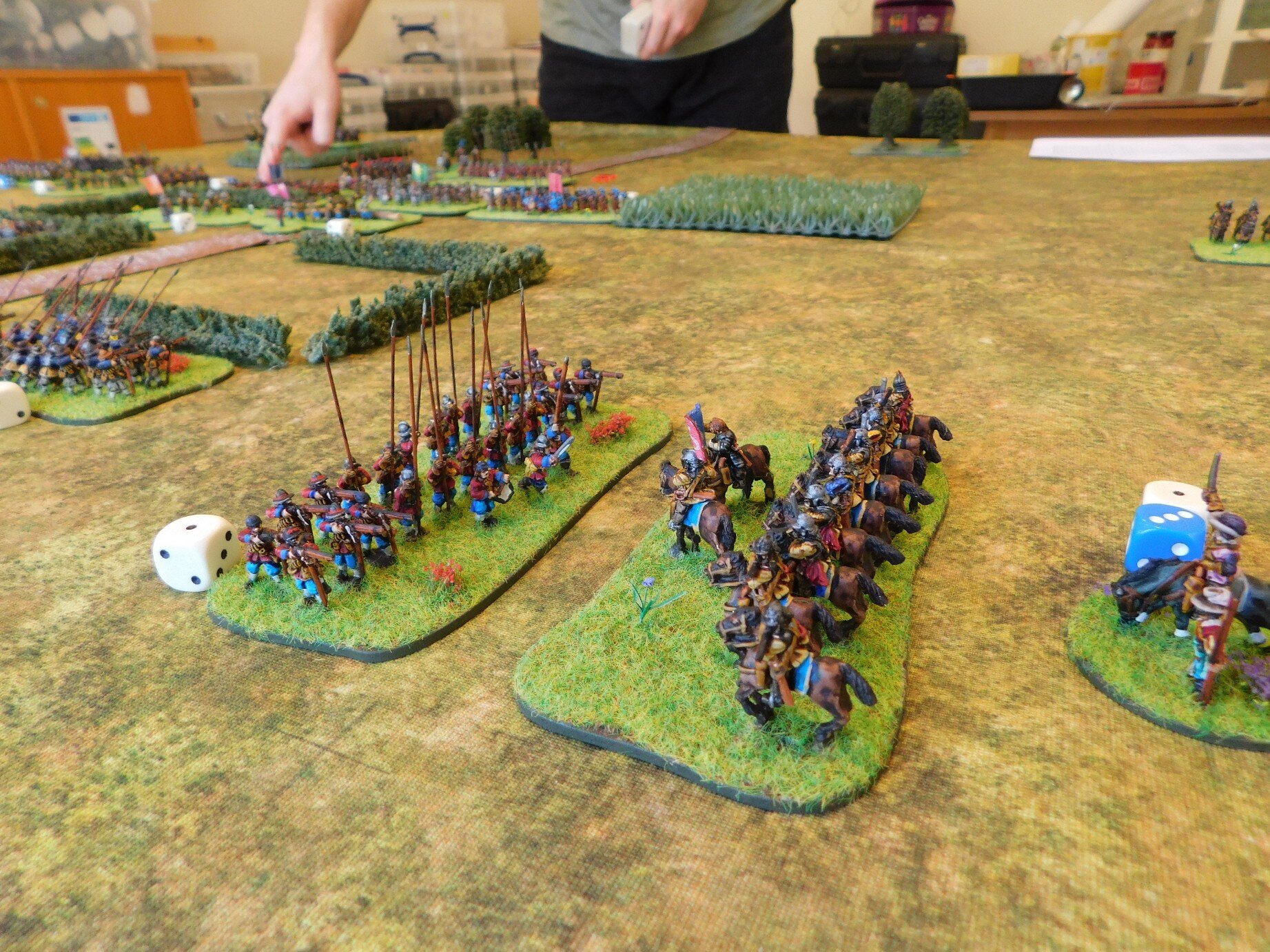On the right, my pike prepare to repel the Royalist cavalry