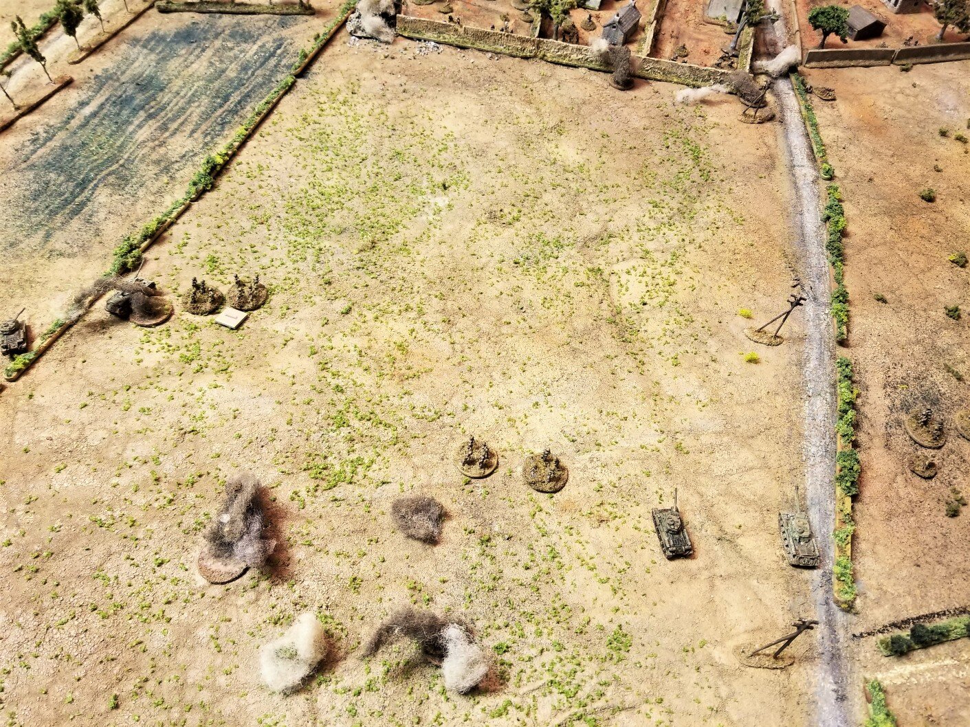 Mortars just missing bulk of the attackers