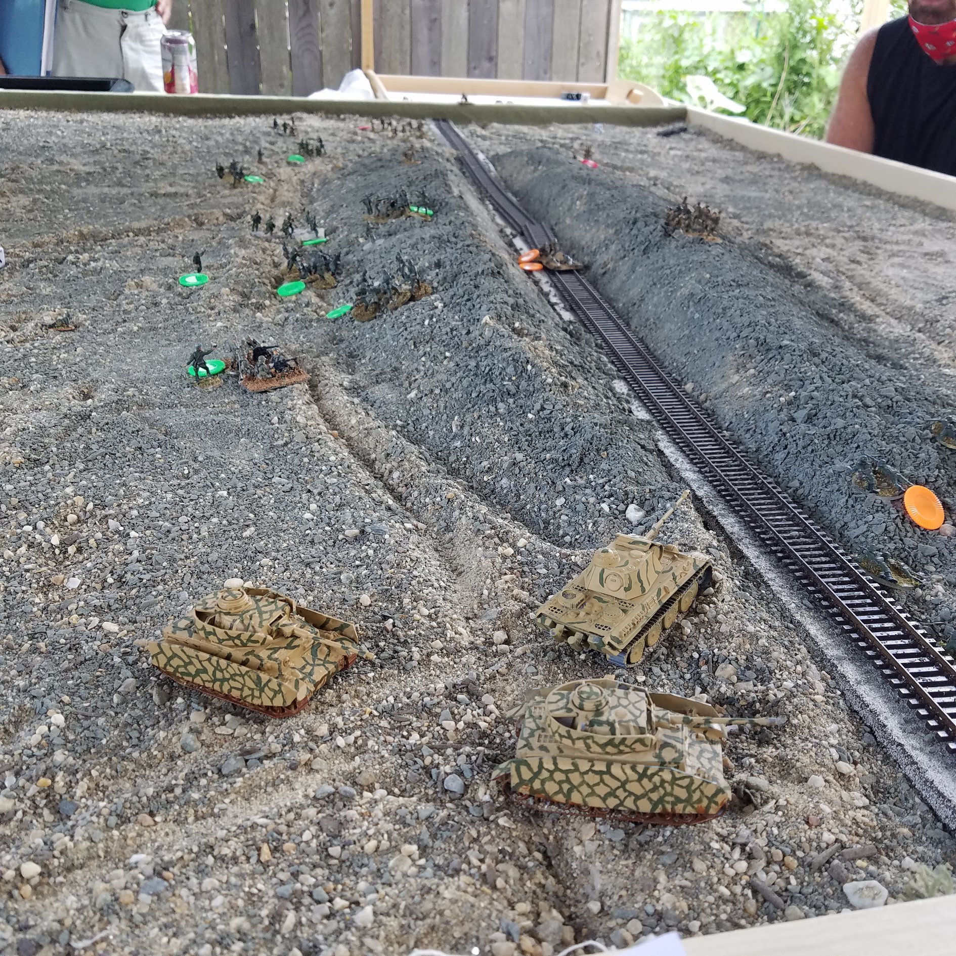 With the left flank of the Guards wiped out, Panzer Ivs and Panthers take control of the railroad cut, however, heavy German losses made it only a tactical victory.