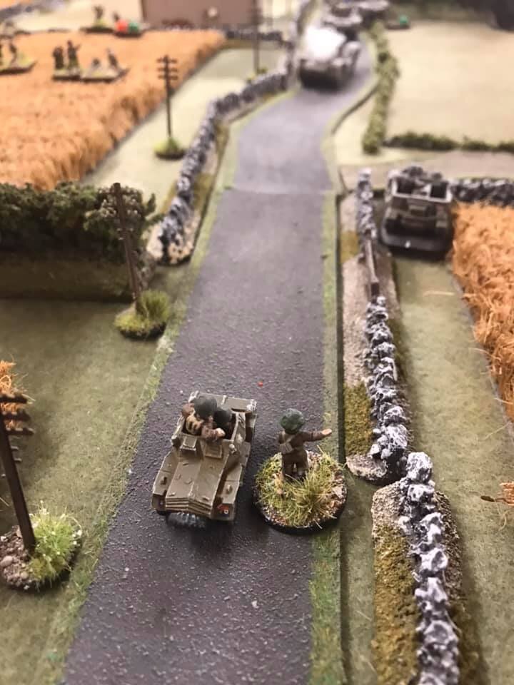  FOO and CO watch Platoon B and the Churchills advance towards the crossroads 