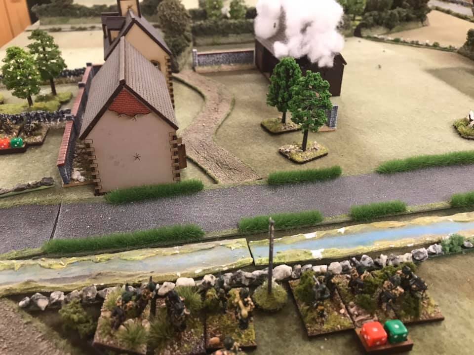  Zug A withdraws from Le Bleu Ferme. They wee the only zug the British spotted all game. The line if advance took them away from one, and the other was on the 2nd line of defence and kept quiet awaiting the Brits. 