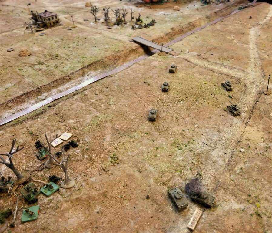US tanks break for the bridge