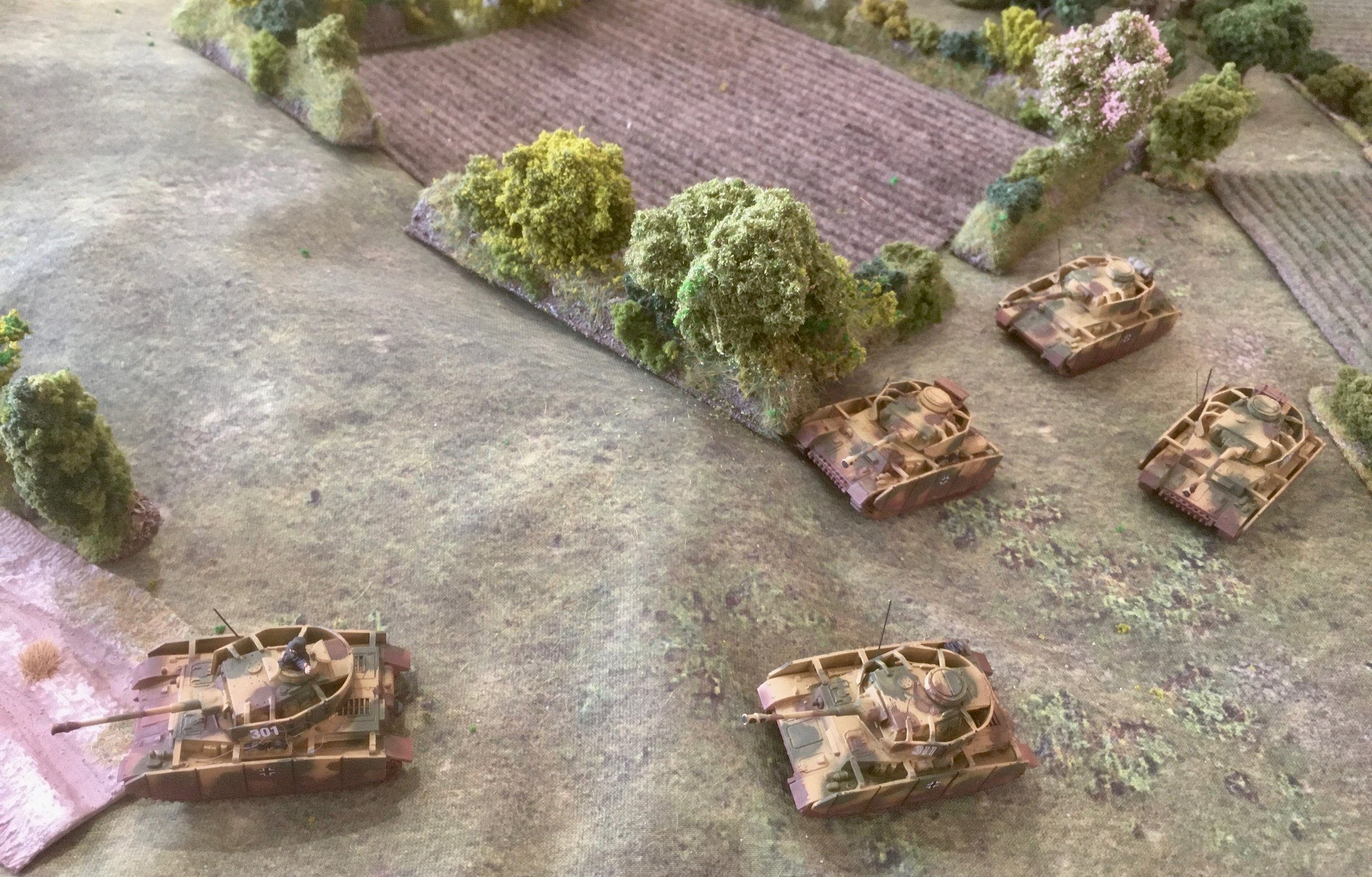 Jenny decided that a cautious approach was not that of the 9. SS Panzer-Division and pushed her panzers forward...