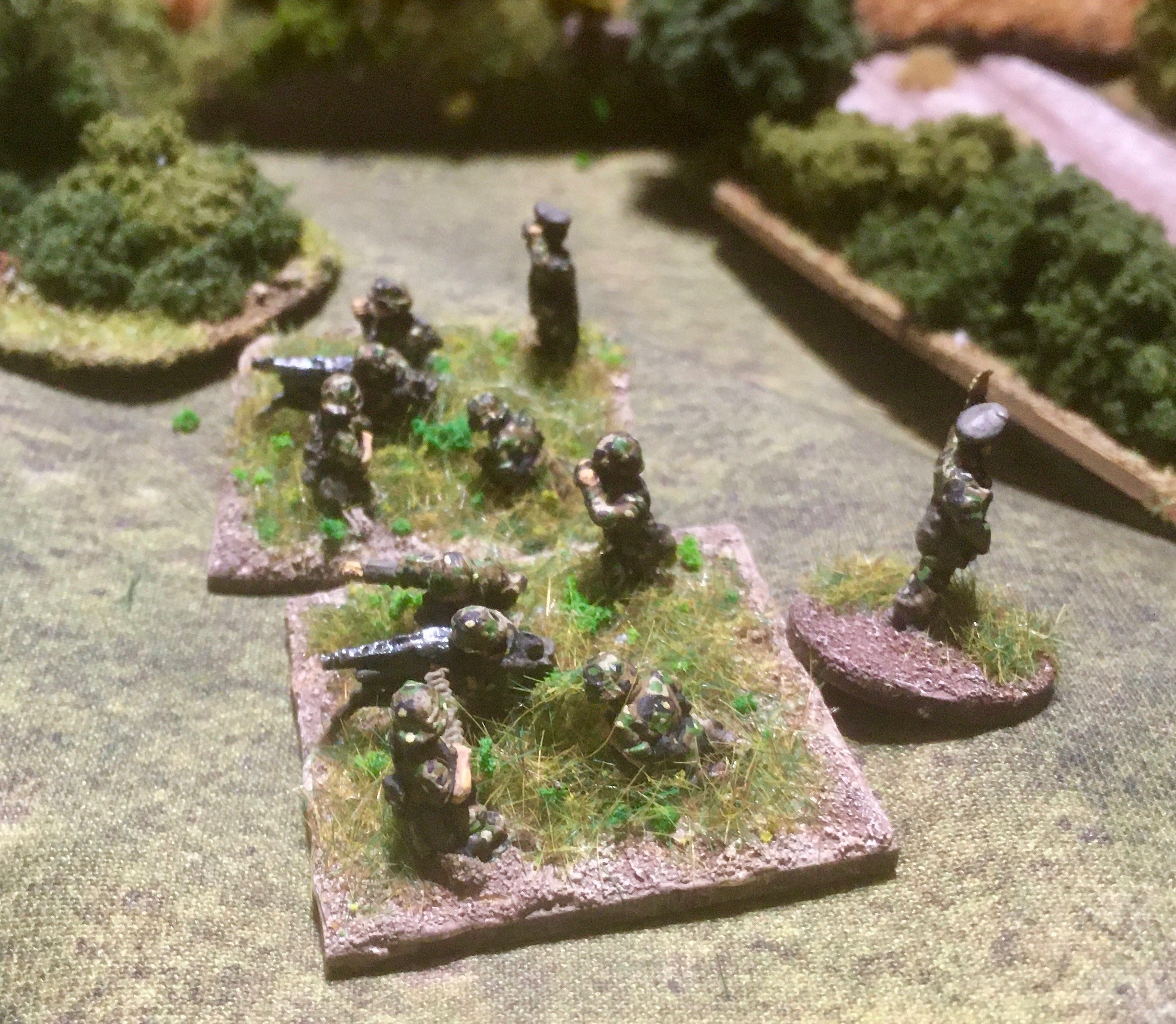 Meanwhile in the centre Das Reich's heavy machine-guns were finally deployed to help dislodge the British infantry blocking the advance on the left...