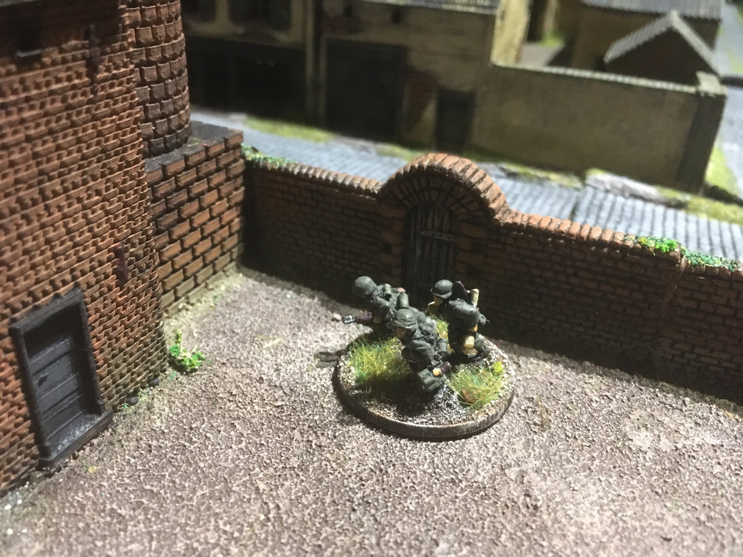 The Panzerknacker team rushed to the collapsing railway line flank...