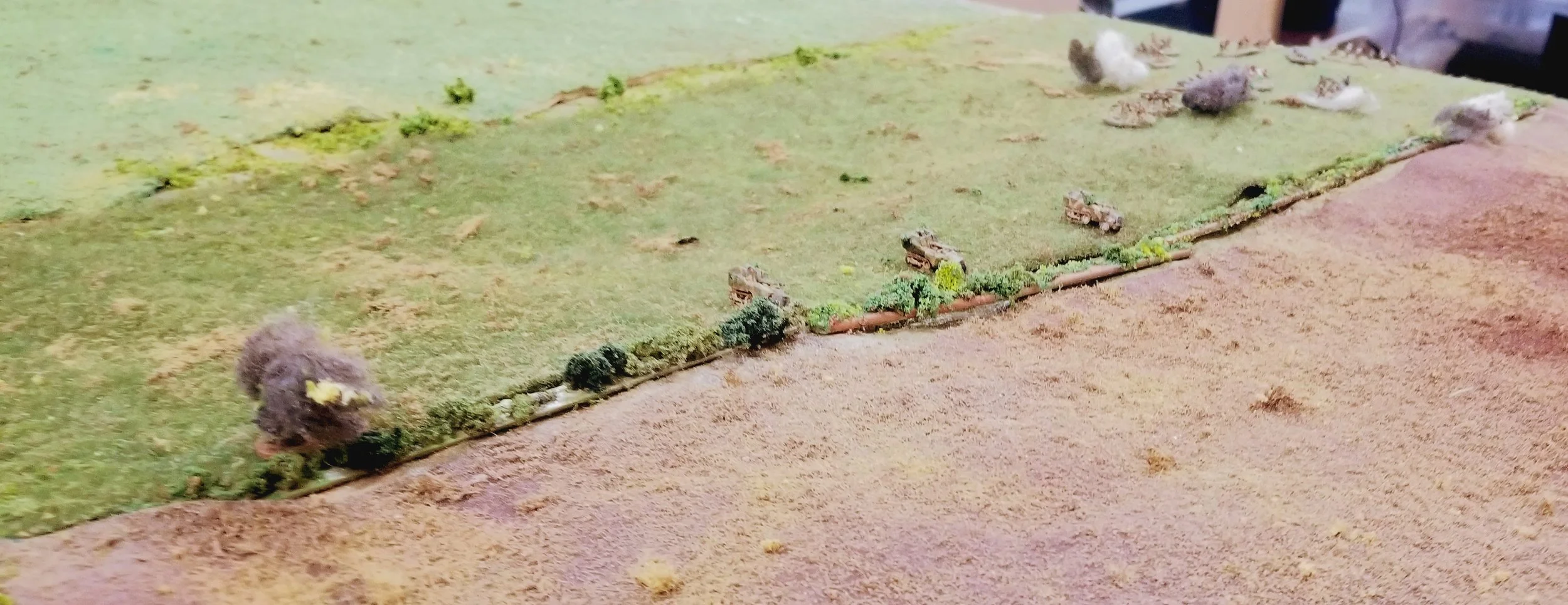 British appear quickly and move around the left flank