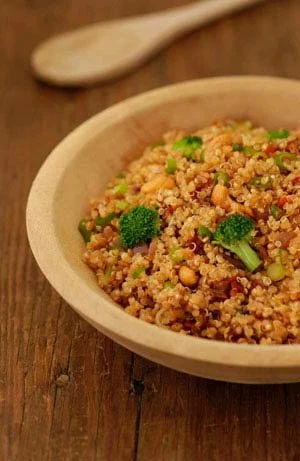 Recipe of the Week: Zesty Quinoa with Broccoli and Cashews
