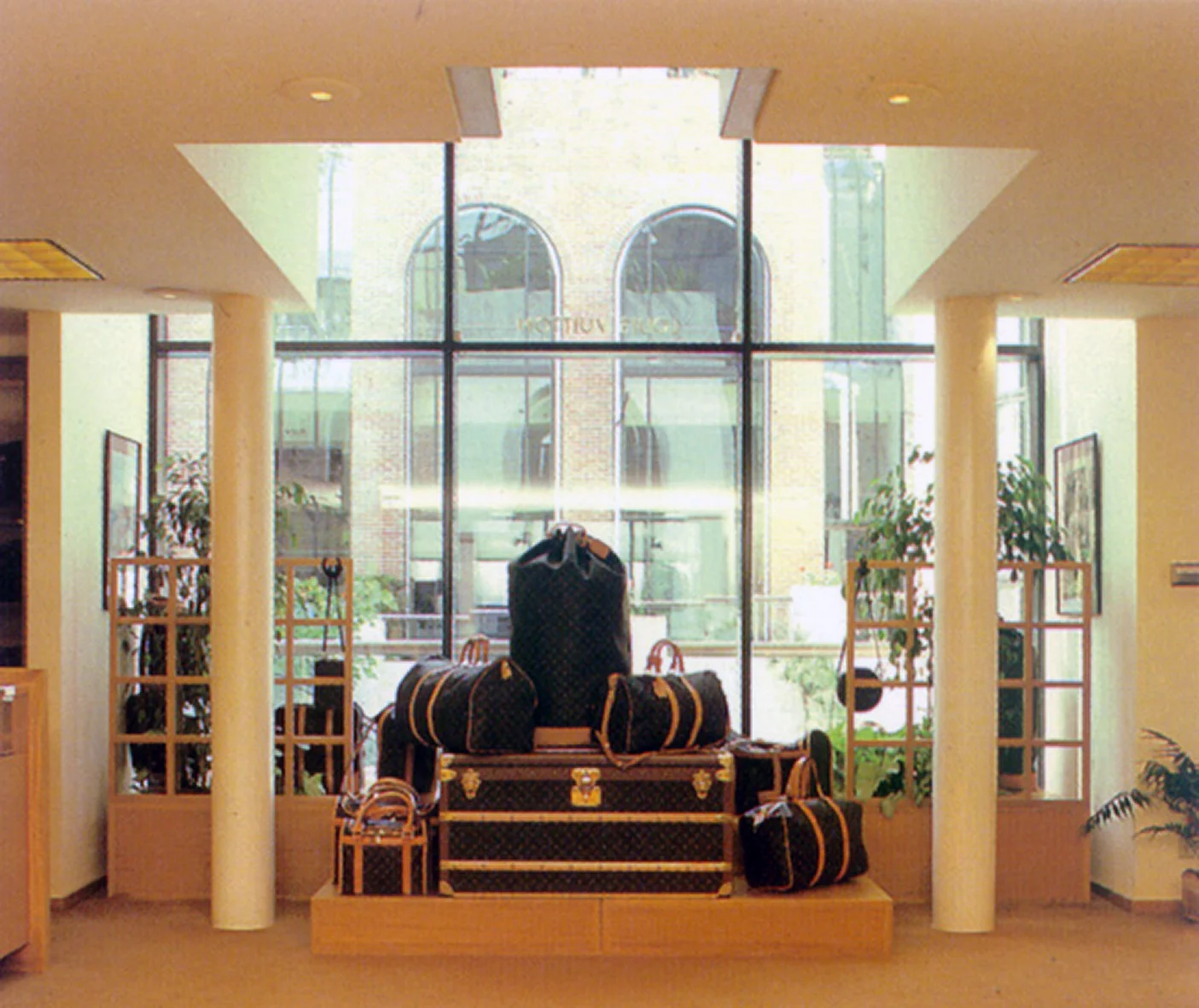 Louis Vuitton Beverly Hills Ca USA