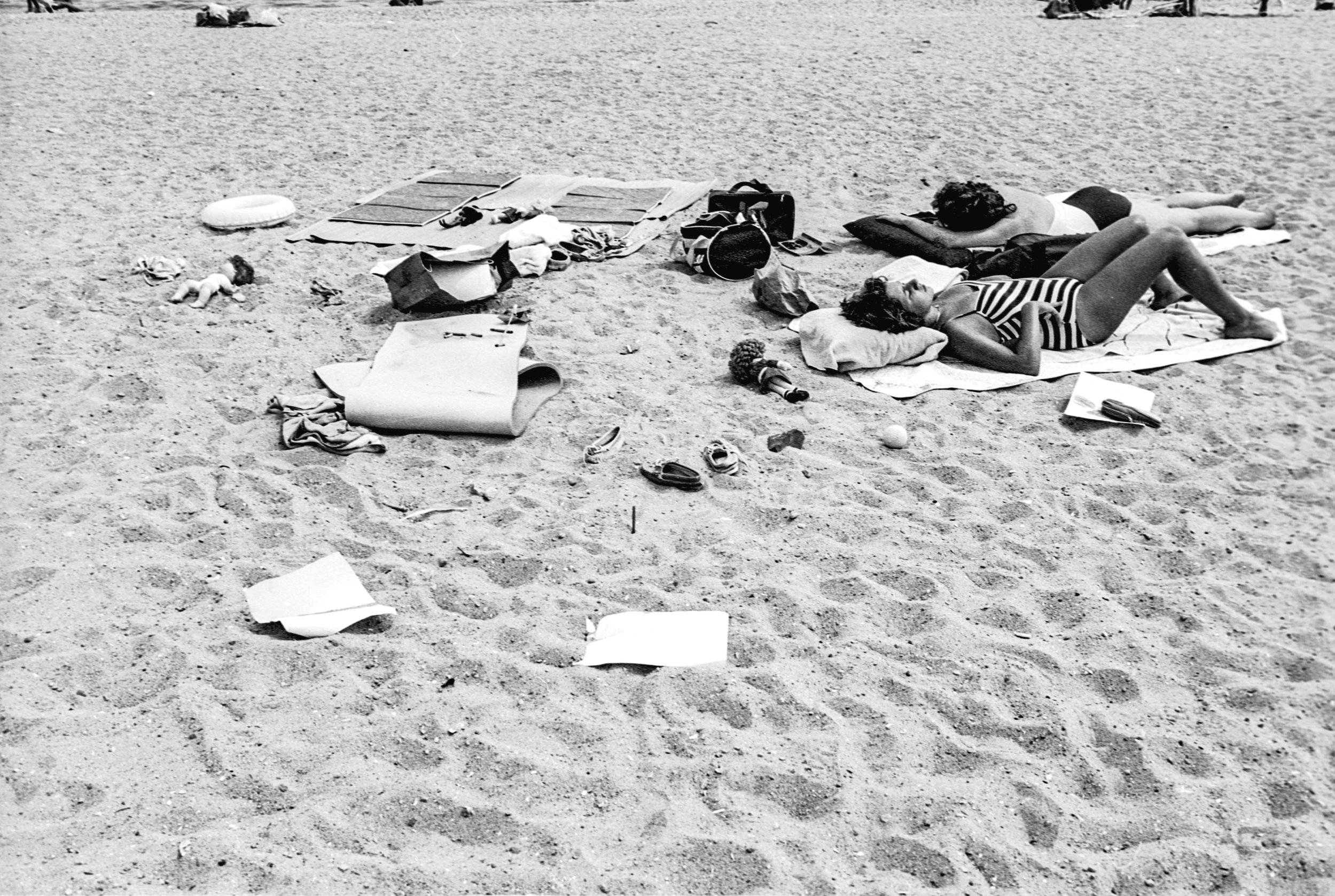 mess+on+beach.jpg