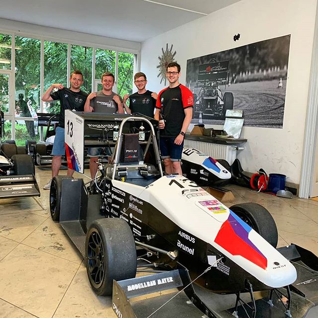 Pitstop in Munich to check out @mucmotorsport, thanks for showing us around! #racecar #formularacing #munich #motorsport #bmw #uc #germany #fsg #formulastudent #fsae