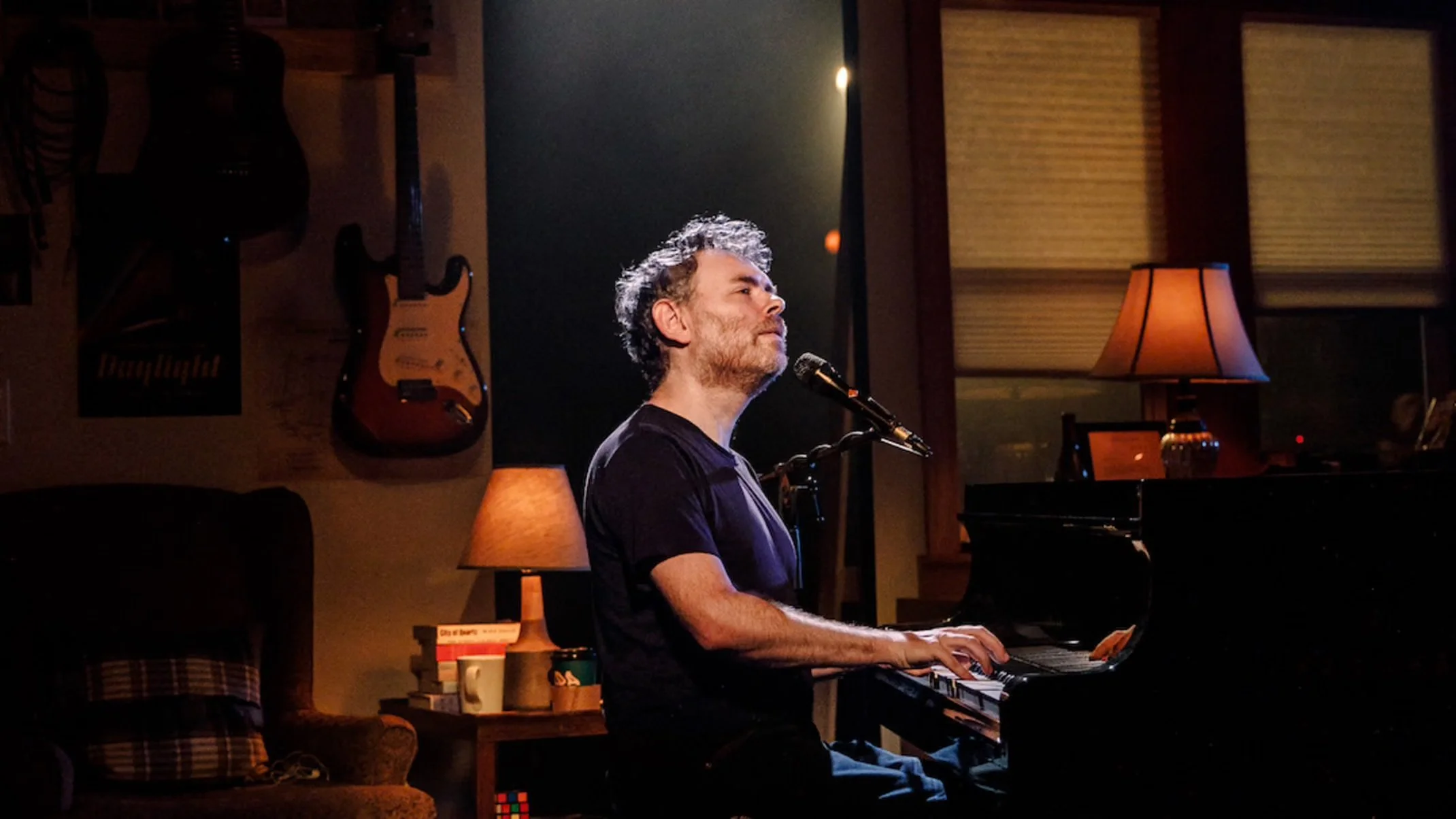 65_Magnificent_Bird_Playwrights_Horizons_Production_Photos_HR_Final_Credit_Marc_J_Franklin.jpeg