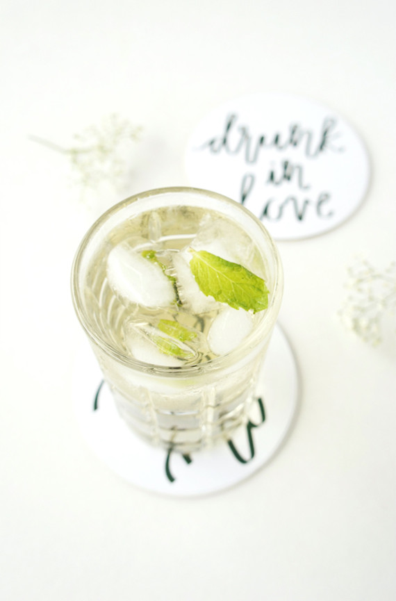 RECIPE: GOLDEN LASS COCKTAIL (WITH FREE PRINTABLE COASTERS!)