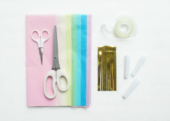 2-Marabou-Design-Party-Horn-Material.jpeg