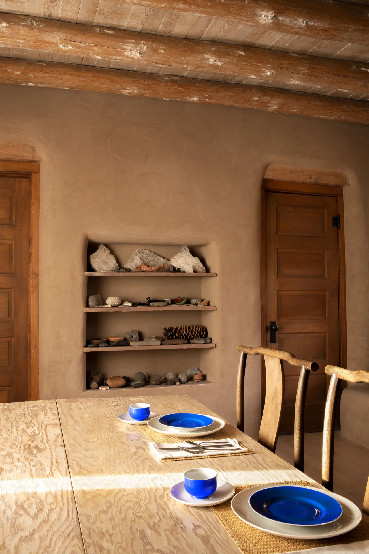 GOK_Ghost_Ranch_Dining_Room_290A8708.jpg