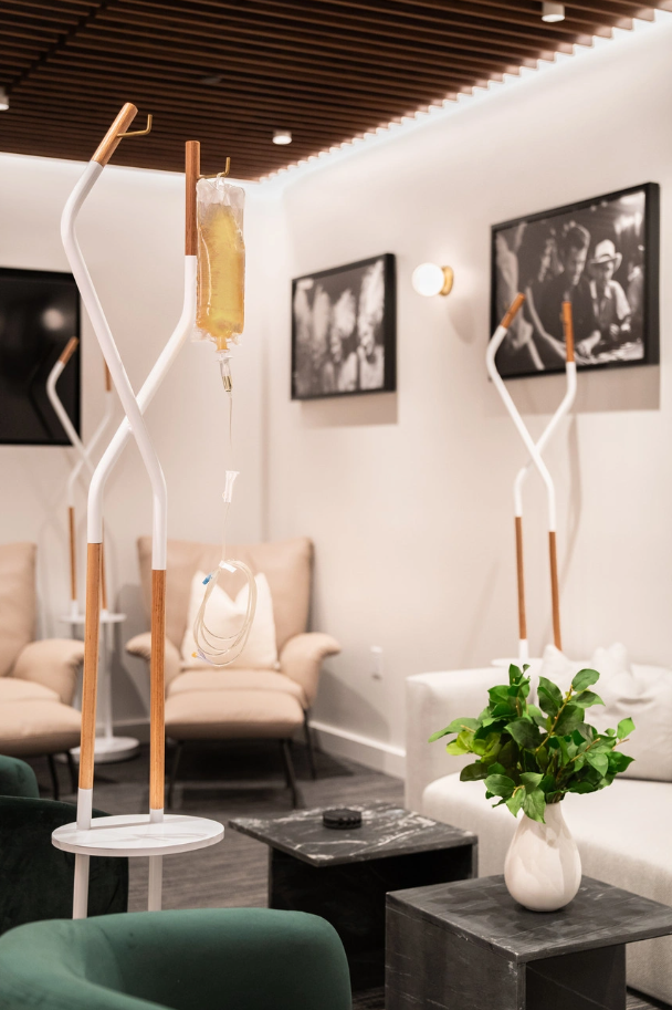 lounge 2.PNG