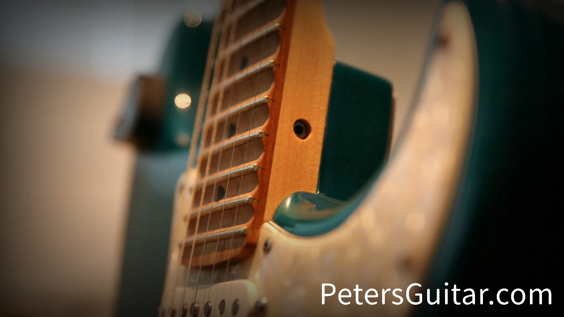 PetersGuitar_com 功夫吉他 温哥华吉他老师22.jpg
