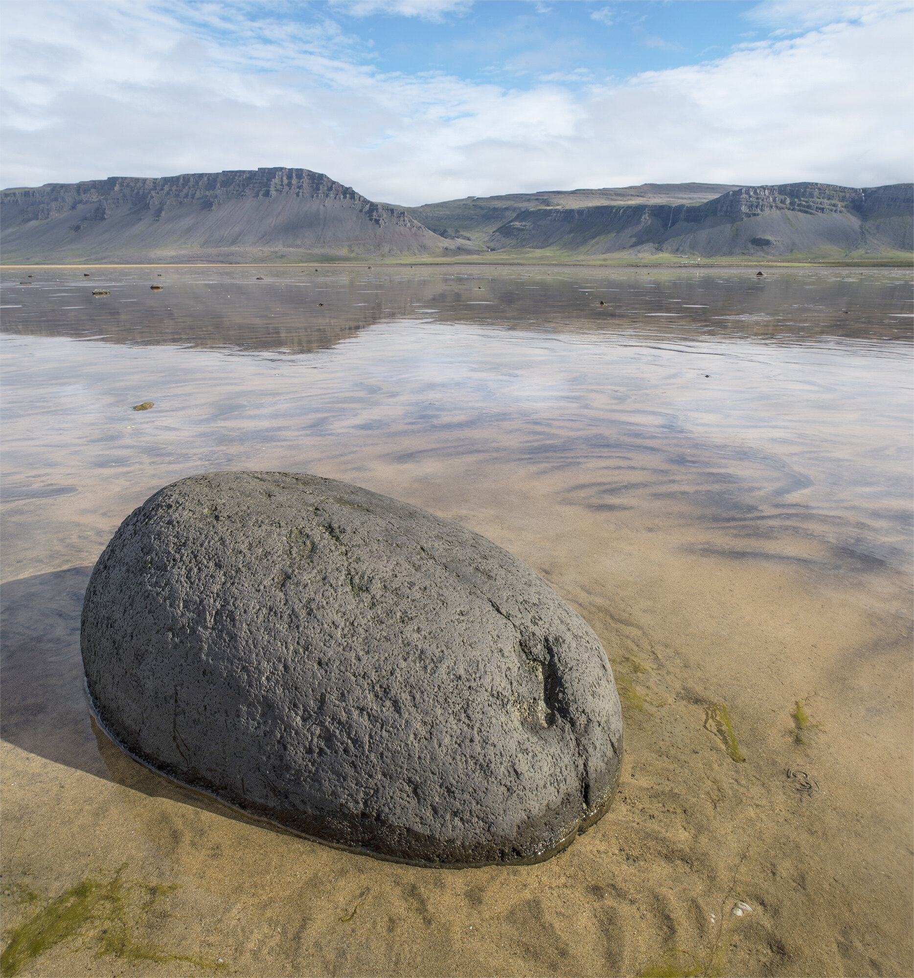 Boulder at Melanes2.jpg