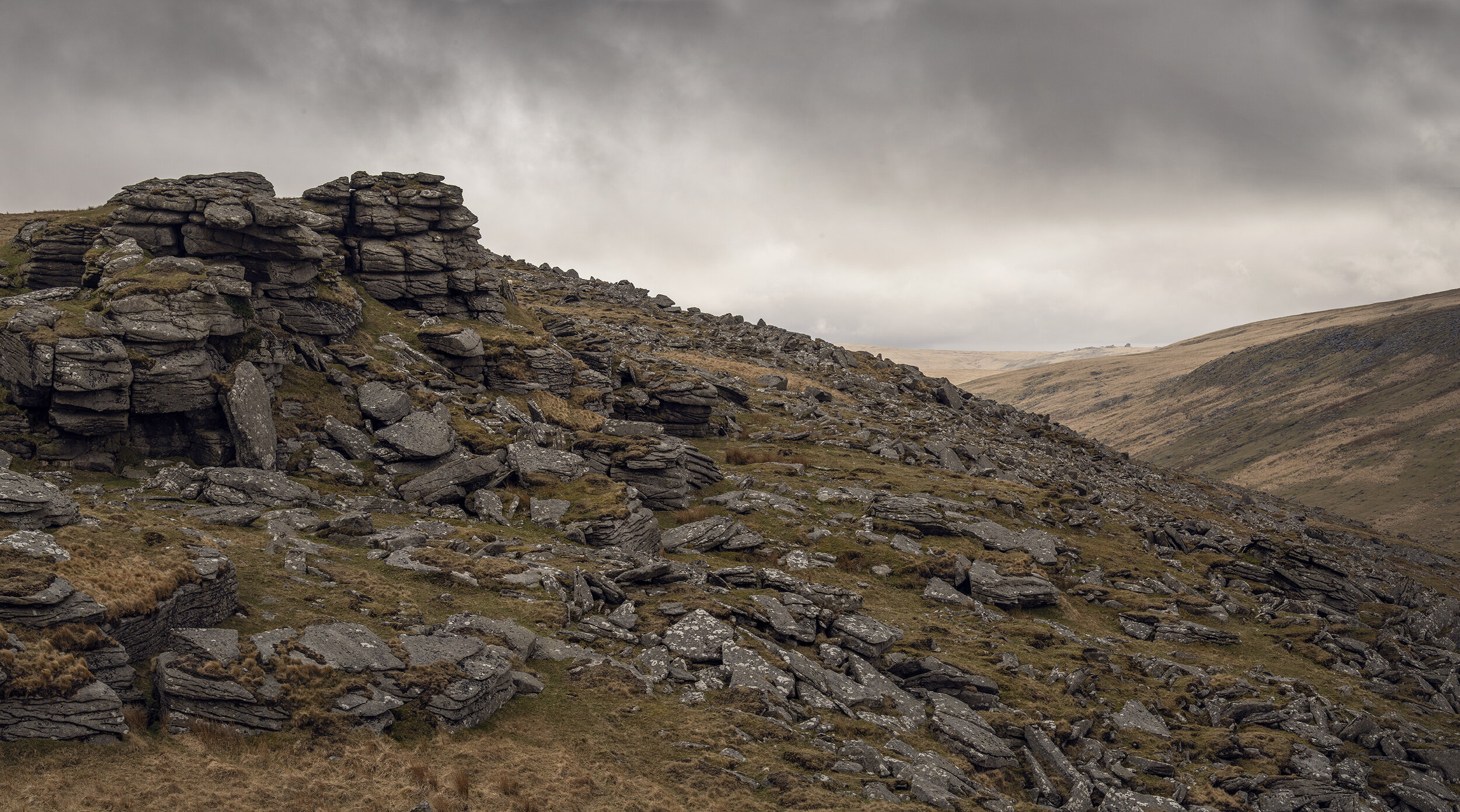 Black Tor moody skies2.jpg