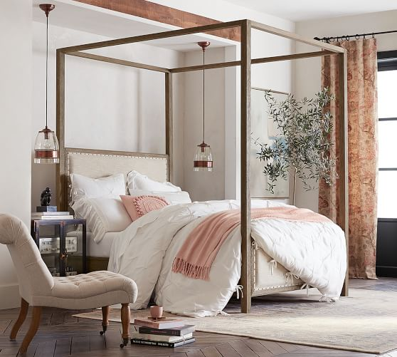 Image via Pottery Barn .