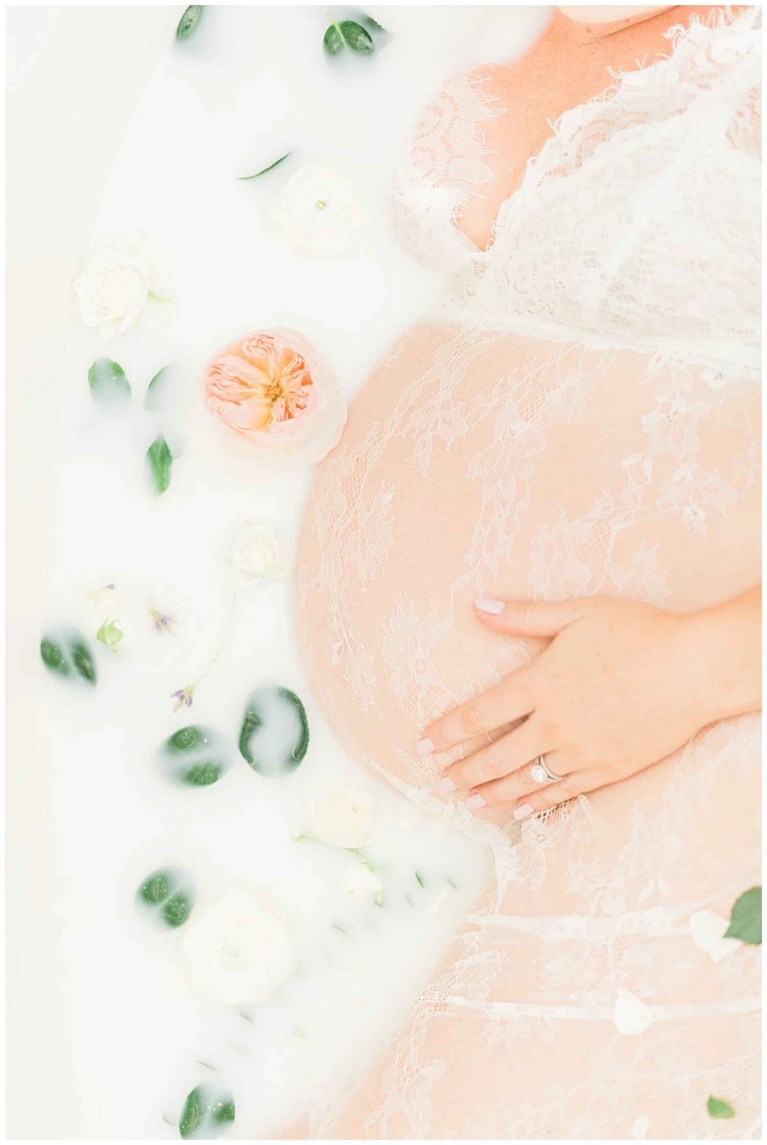 garden-flowers-maternity-milk-bath-shoot.jpg
