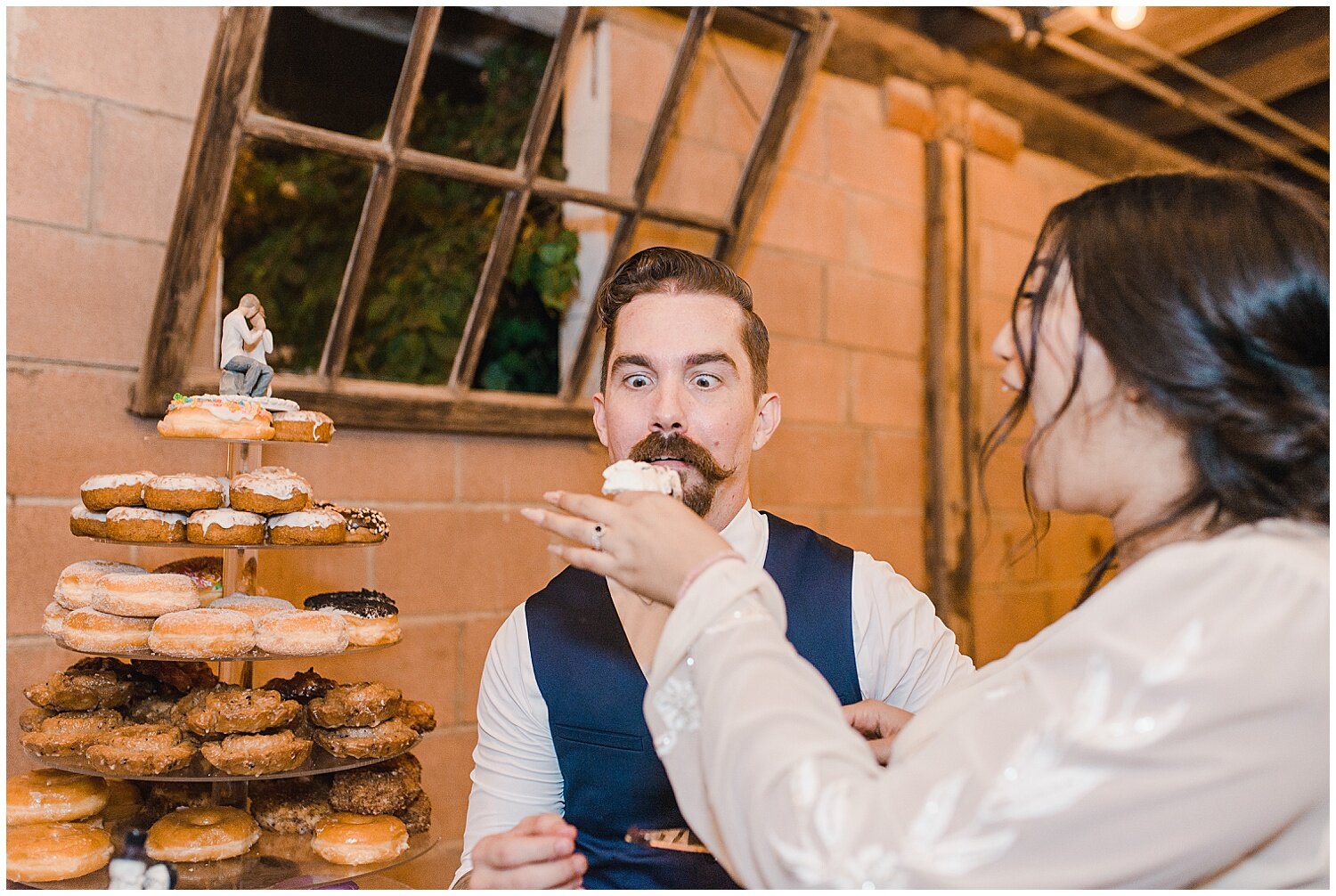  wedding day at sweetwater farms, bonita wedding, outdoor barn wedding, san diego wedding photographers, romantic rustic wedding, back patio event design, 