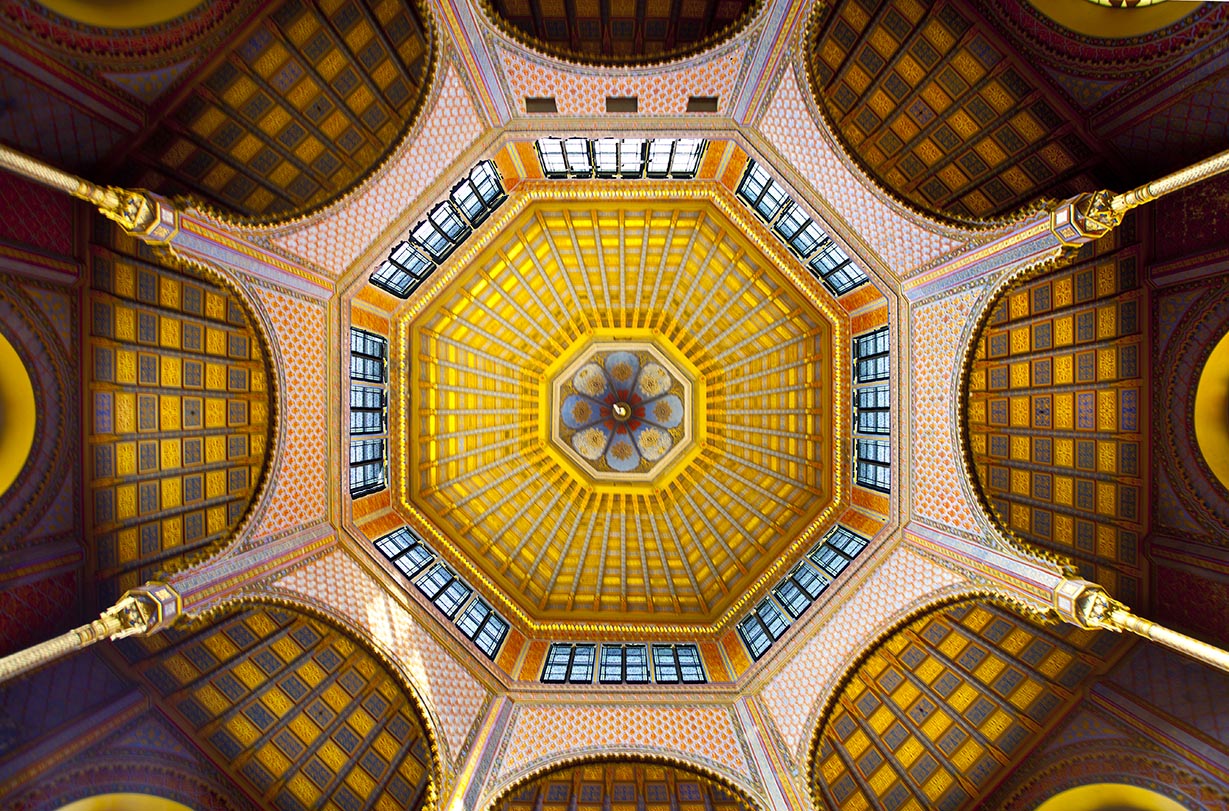 Budapest from Below06.jpg