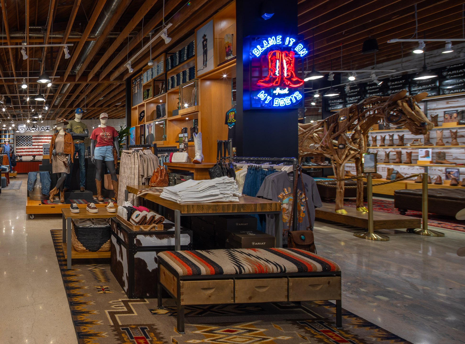 Ariat-Los Angeles-07.jpg