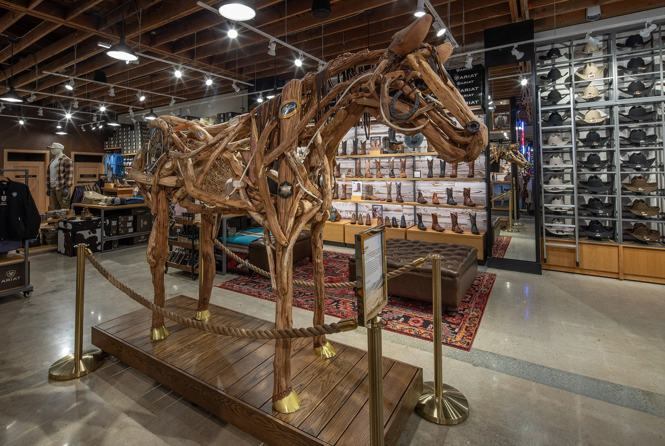 Ariat-Los Angeles-14.jpg