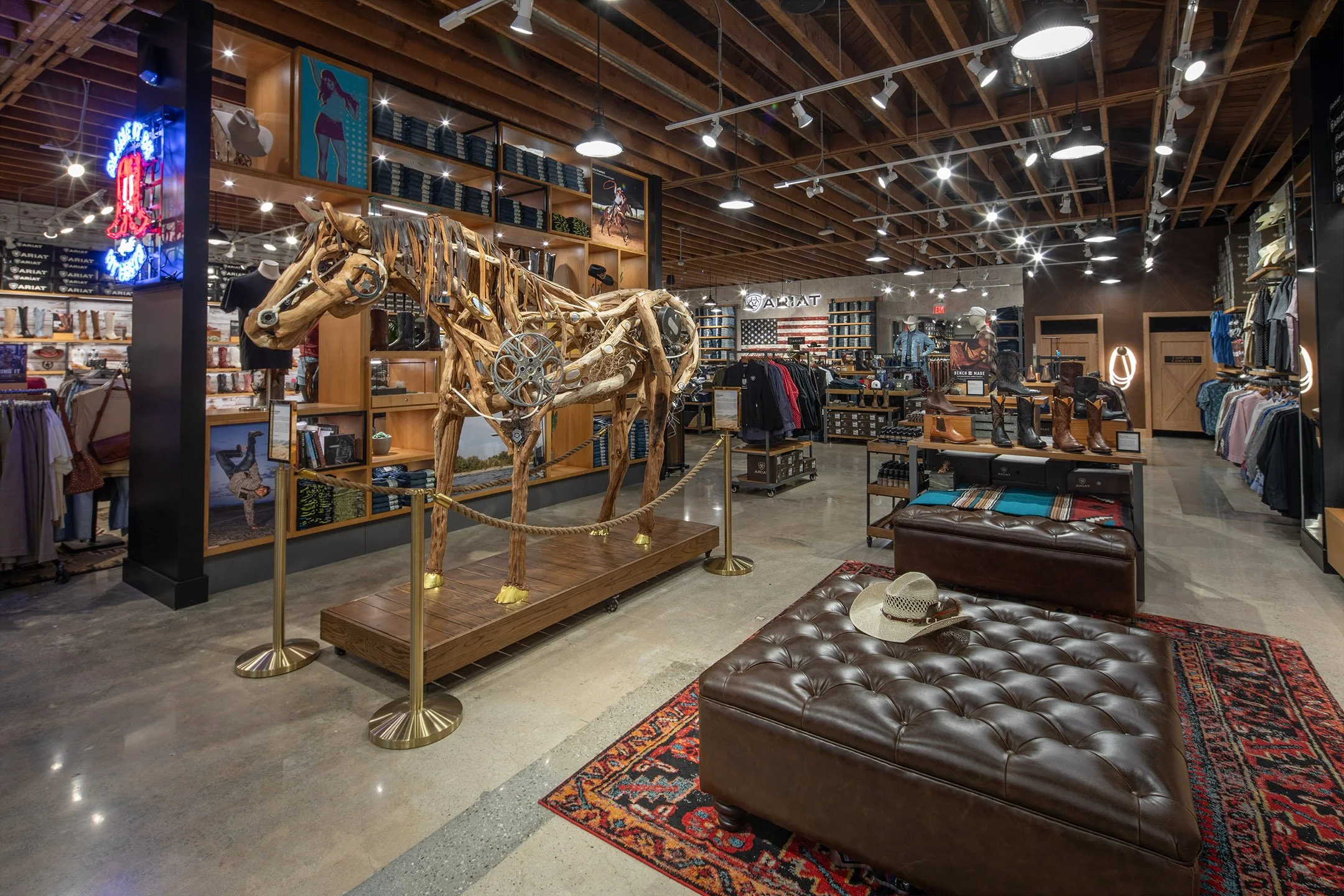 Ariat-Los Angeles-15.jpg