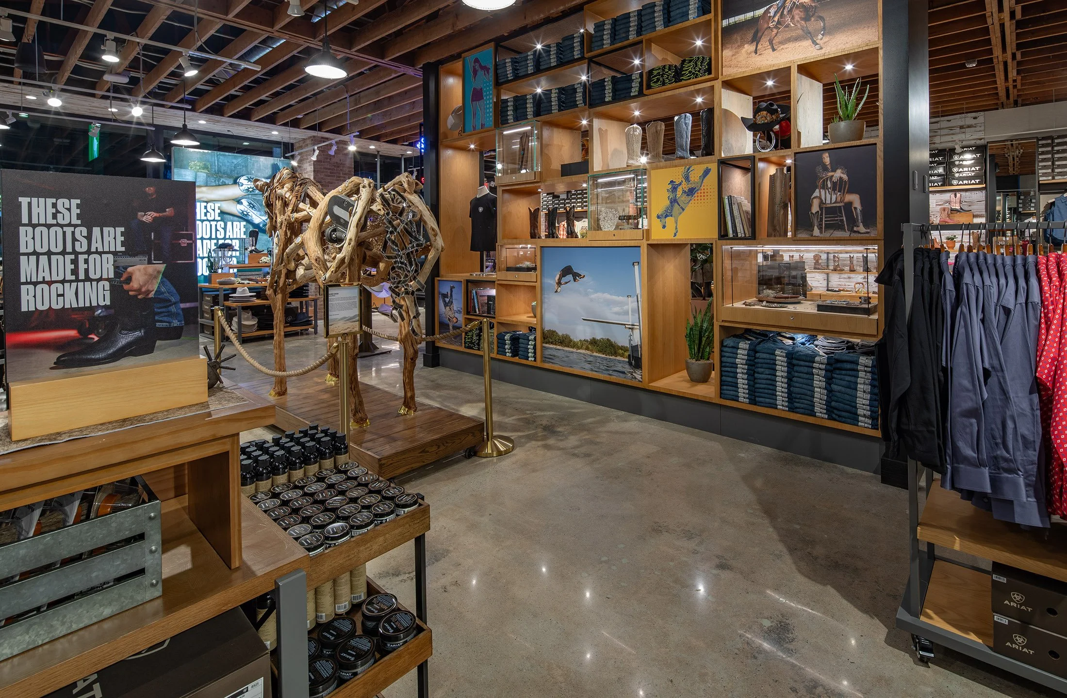 Ariat-Los Angeles-26.jpg