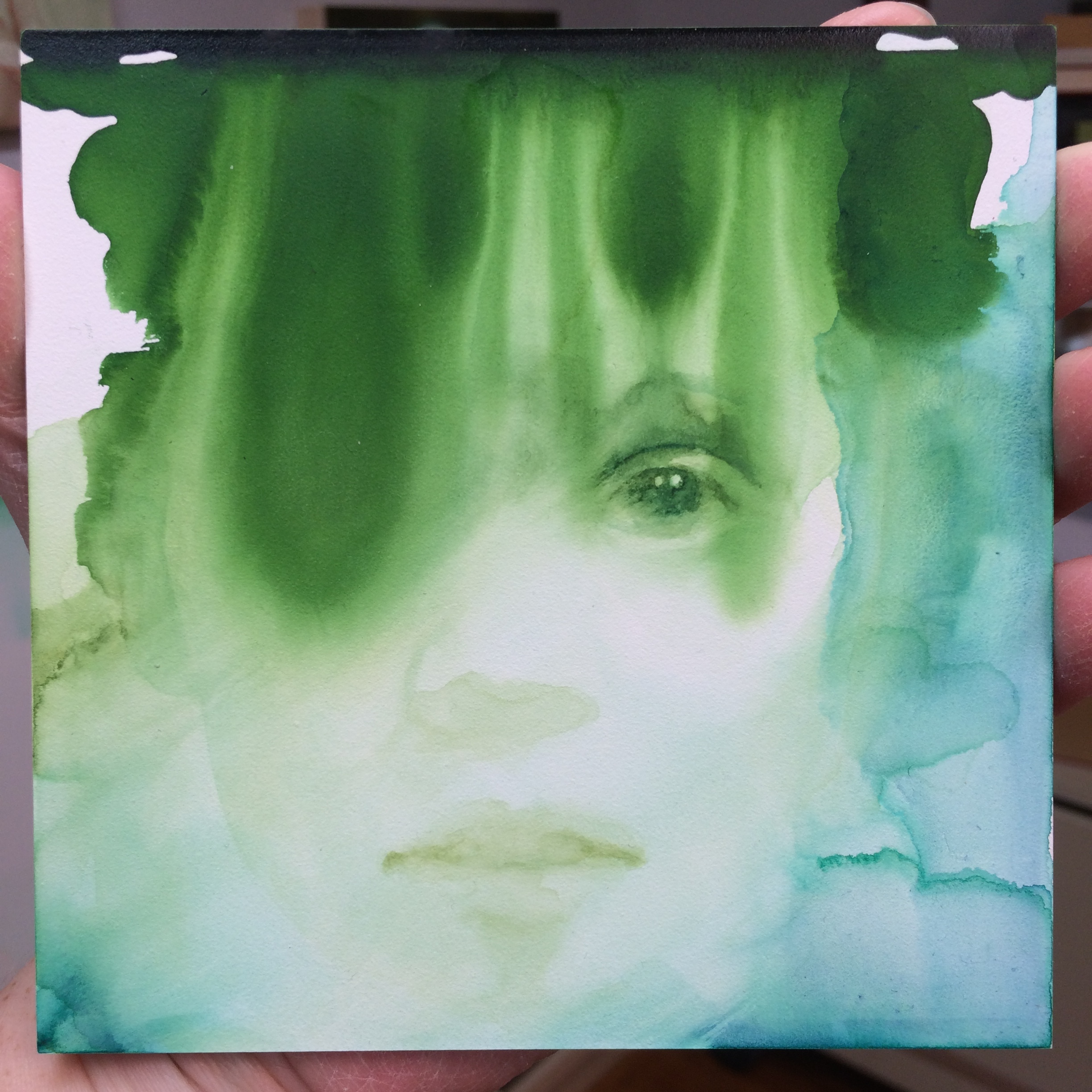 drips in green